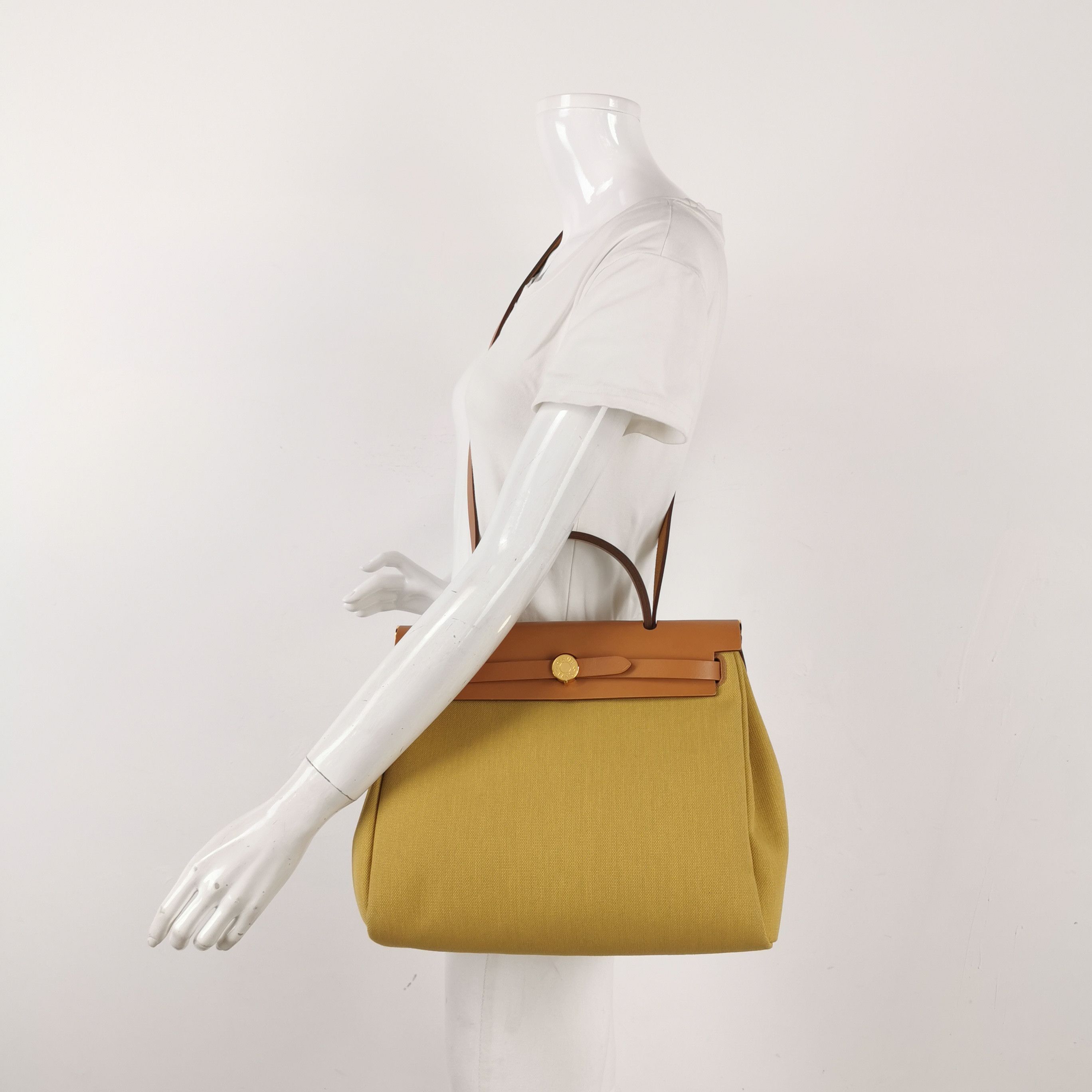 Hermes Hermes Women os Shoulder Bags Size ONE SIZE - 2 Thumbnail