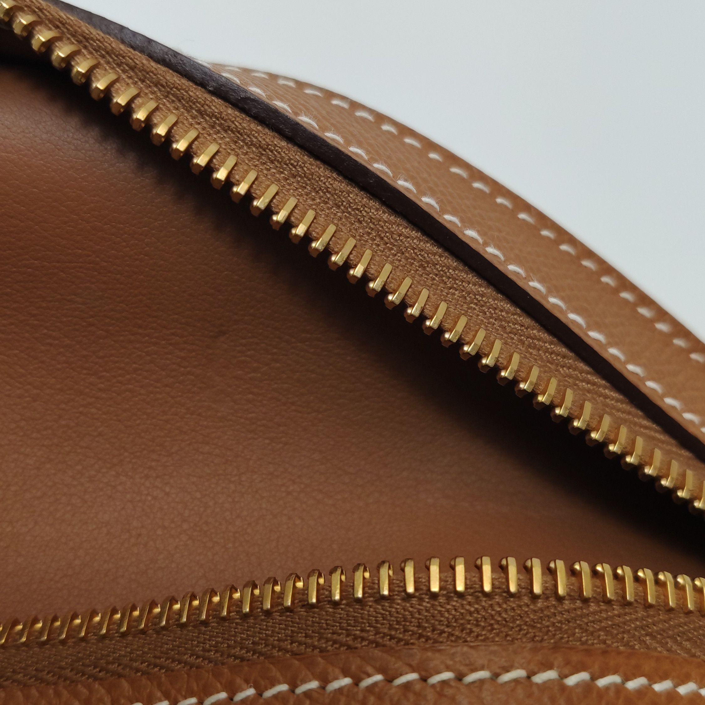 Hermes Hermes Women os Crossbody Bags Size ONE SIZE - 15 Thumbnail