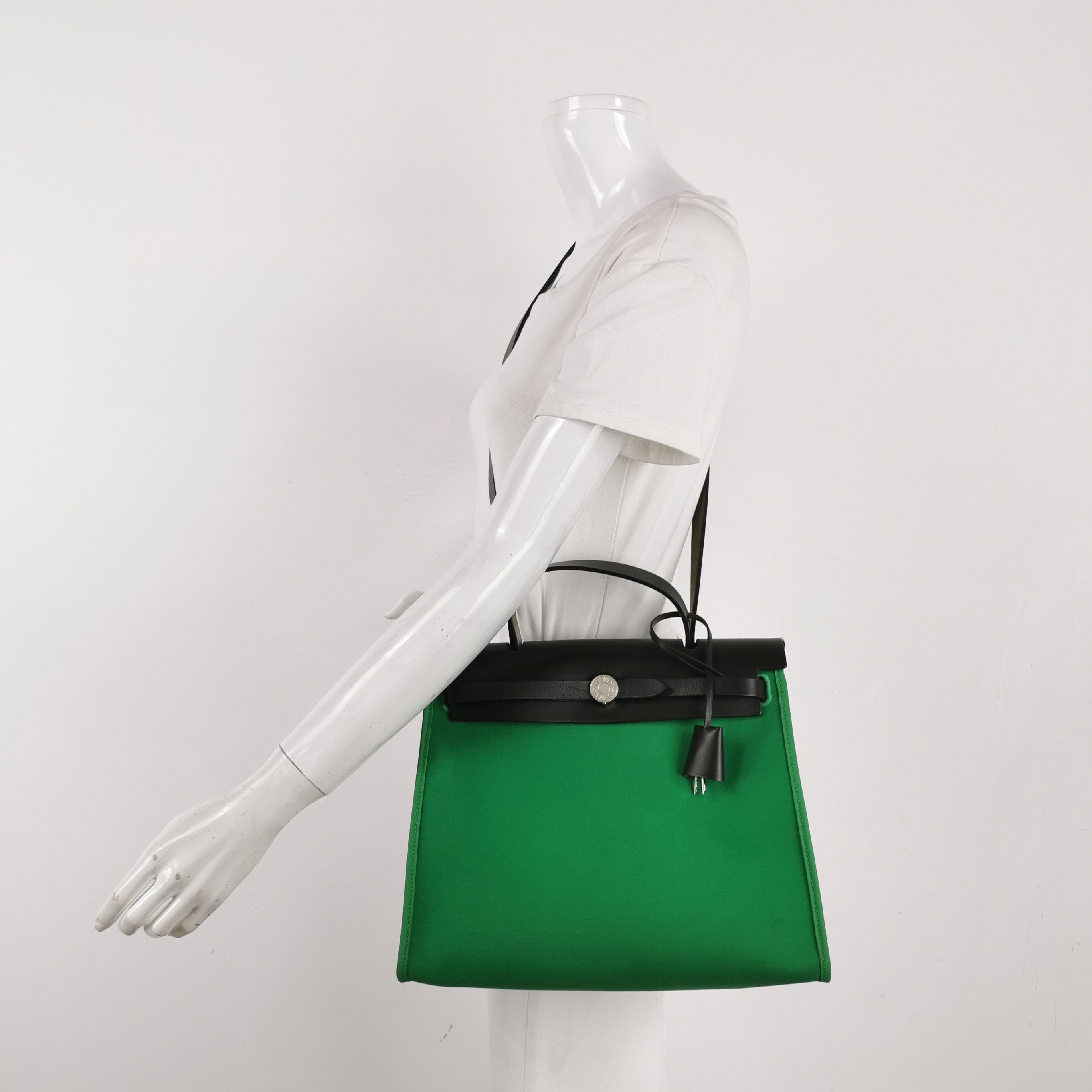 Hermes Hermes Women os Shoulder Bags Size ONE SIZE - 2 Thumbnail