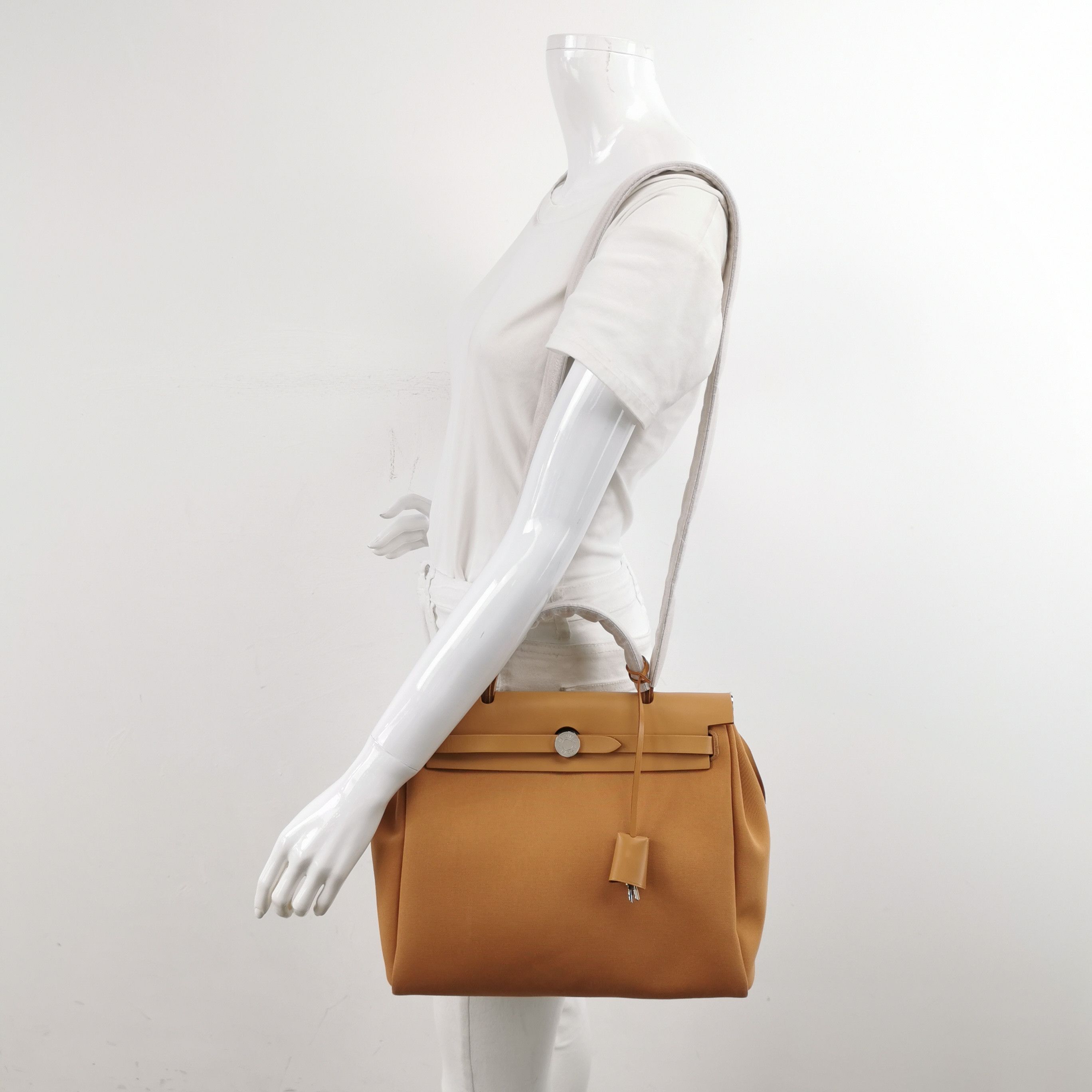 Hermes Hermes Women os Shoulder Bags Size ONE SIZE - 2 Thumbnail