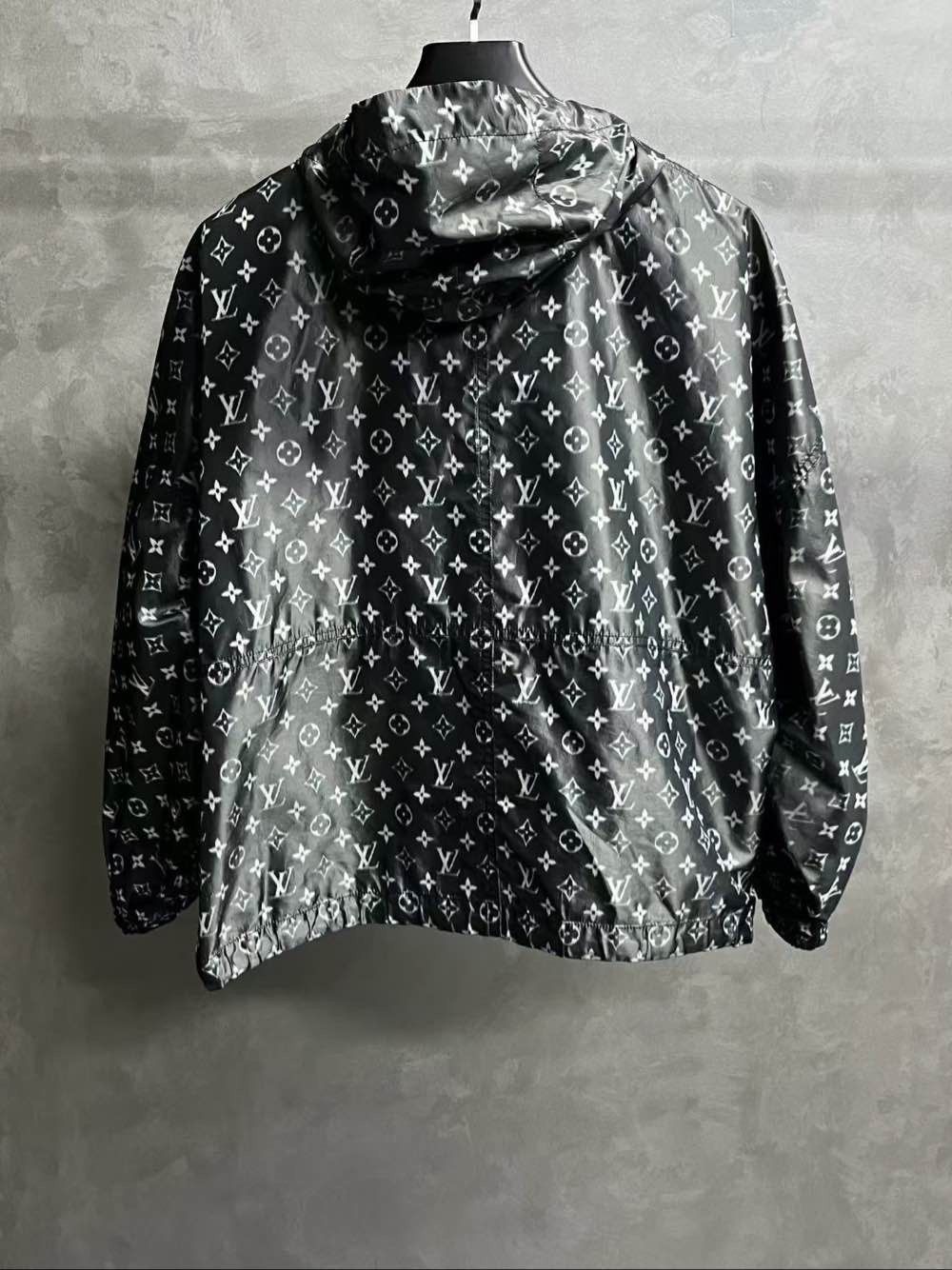 Louis Vuitton Louis Vuitton Monogram Hooded Jacket Size 40 Size S / US 4 / IT 40 - 2 Thumbnail