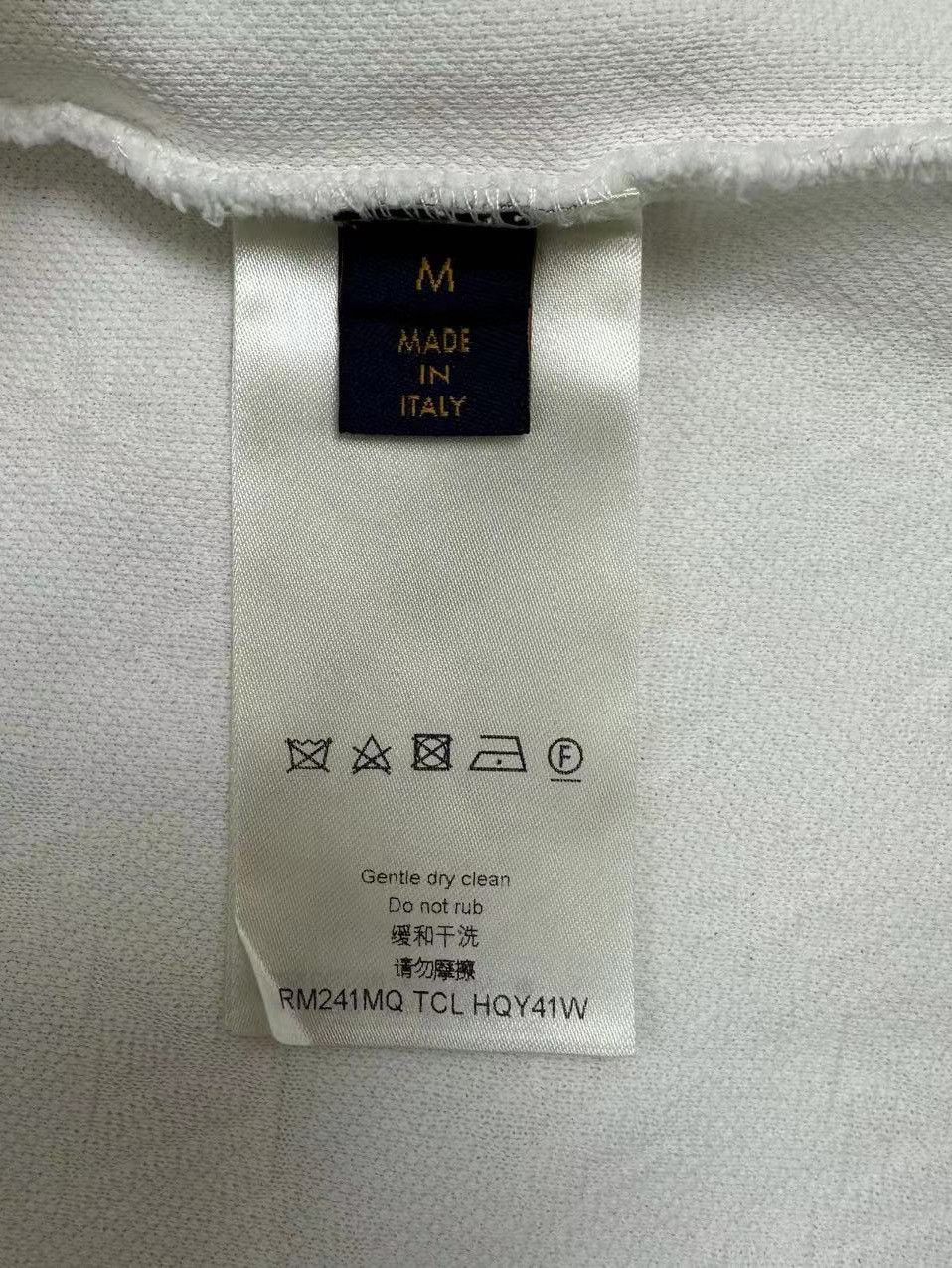 Louis Vuitton Louis Vuitton Monogram Pocket T-Shirt Size M Size US M / EU 48-50 / 2 - 4 Thumbnail