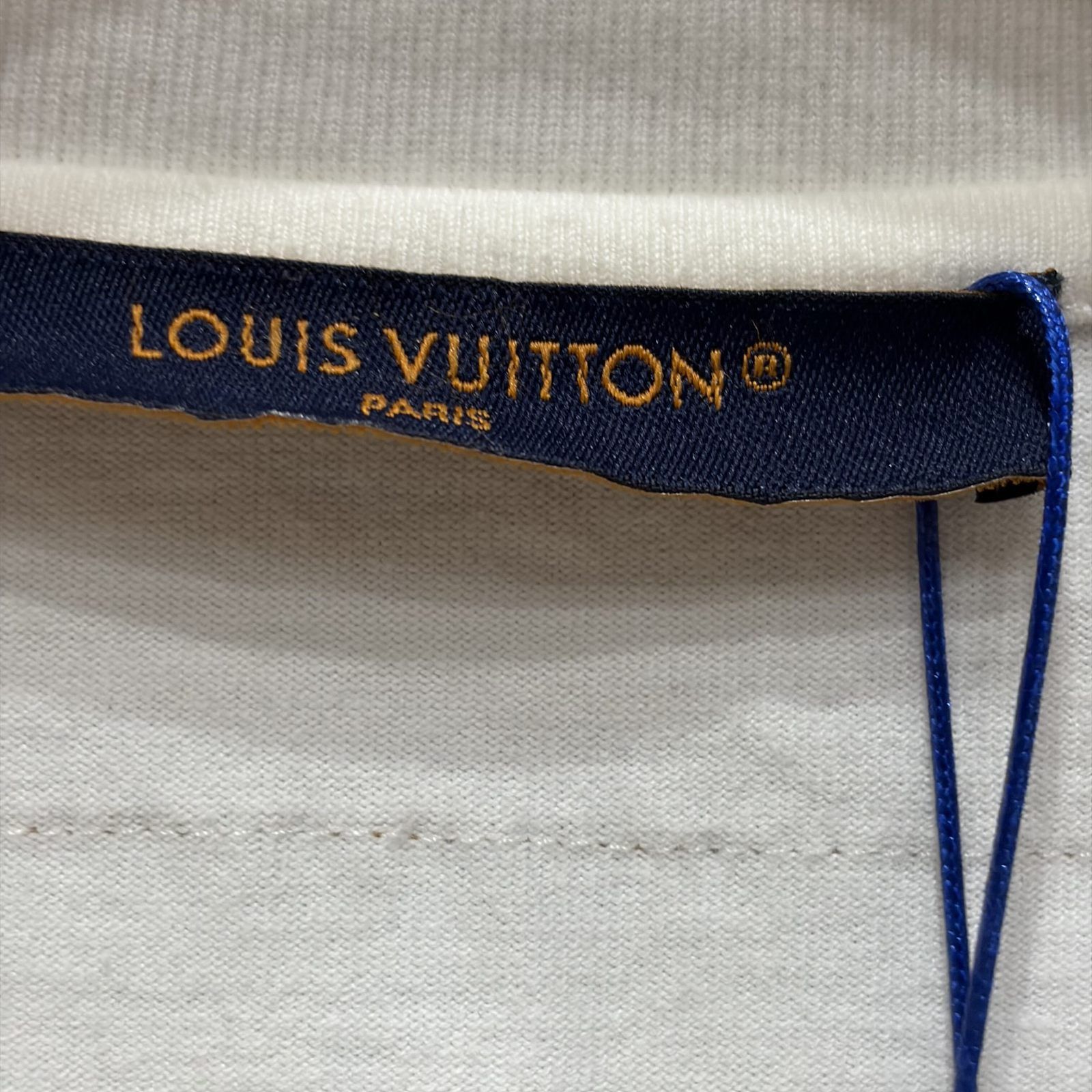 Louis Vuitton Louis Vuitton Logo Embossed T-Shirt Size M Size US M / EU 48-50 / 2 - 3 Thumbnail