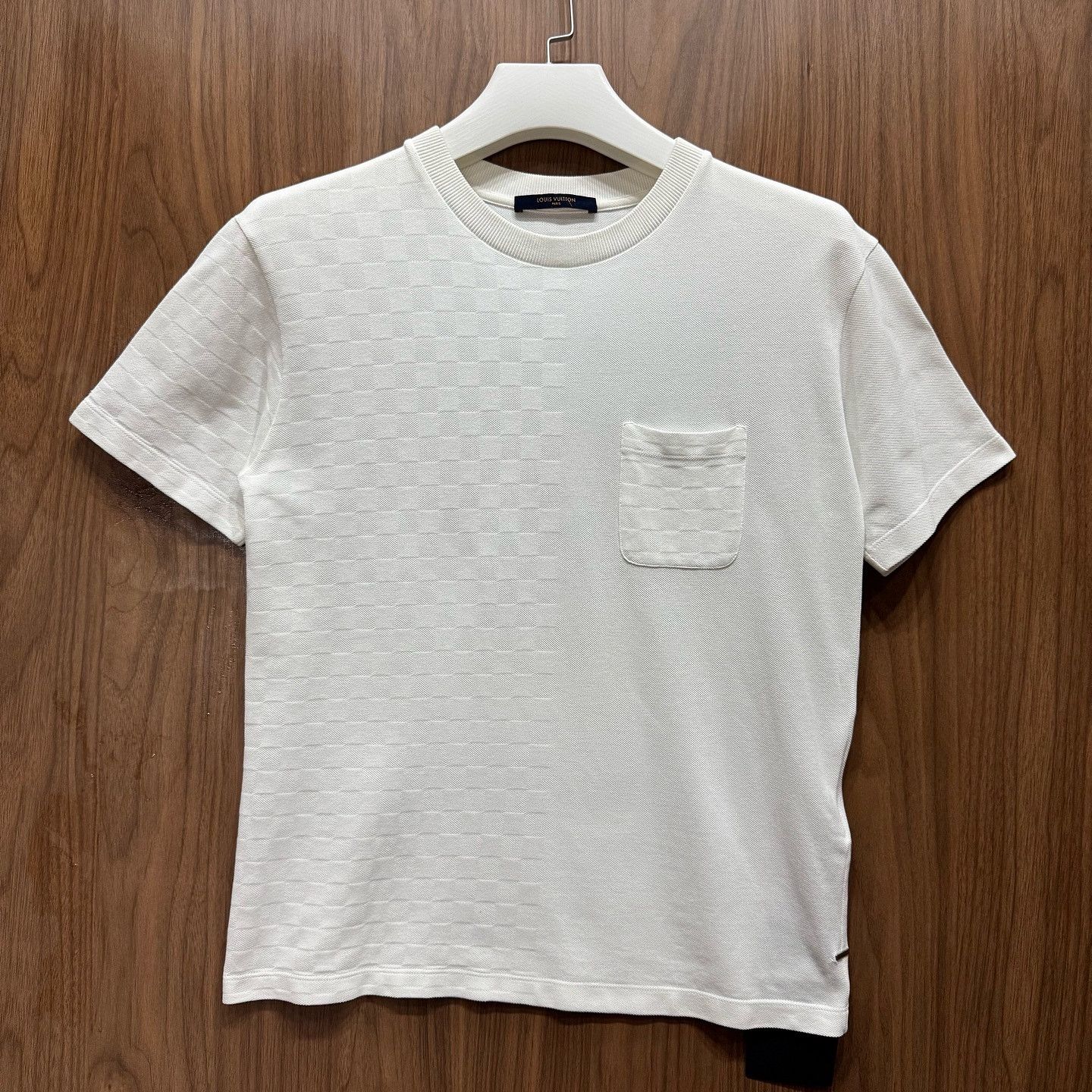 Louis Vuitton Louis Vuitton Checkerboard Pocket T-Shirt Size S Size US S / EU 44-46 / 1 - 5 Thumbnail