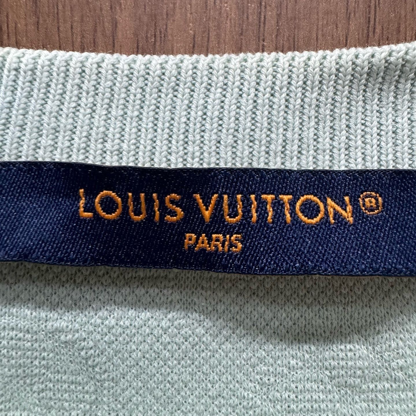 Louis Vuitton Louis Vuitton Monogram Pocket T-Shirt Size S Size US S / EU 44-46 / 1 - 3 Thumbnail