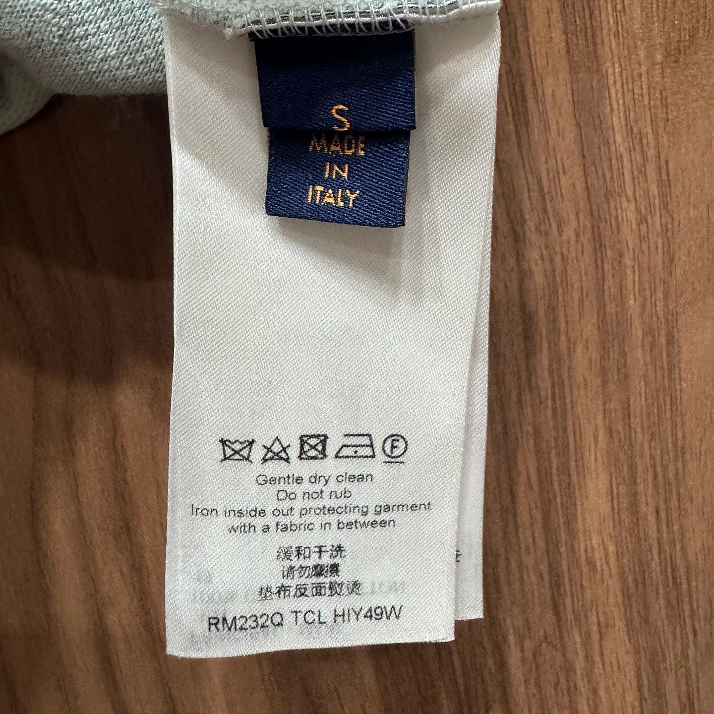 Louis Vuitton Louis Vuitton Monogram Pocket T-Shirt Size S Size US S / EU 44-46 / 1 - 4 Thumbnail