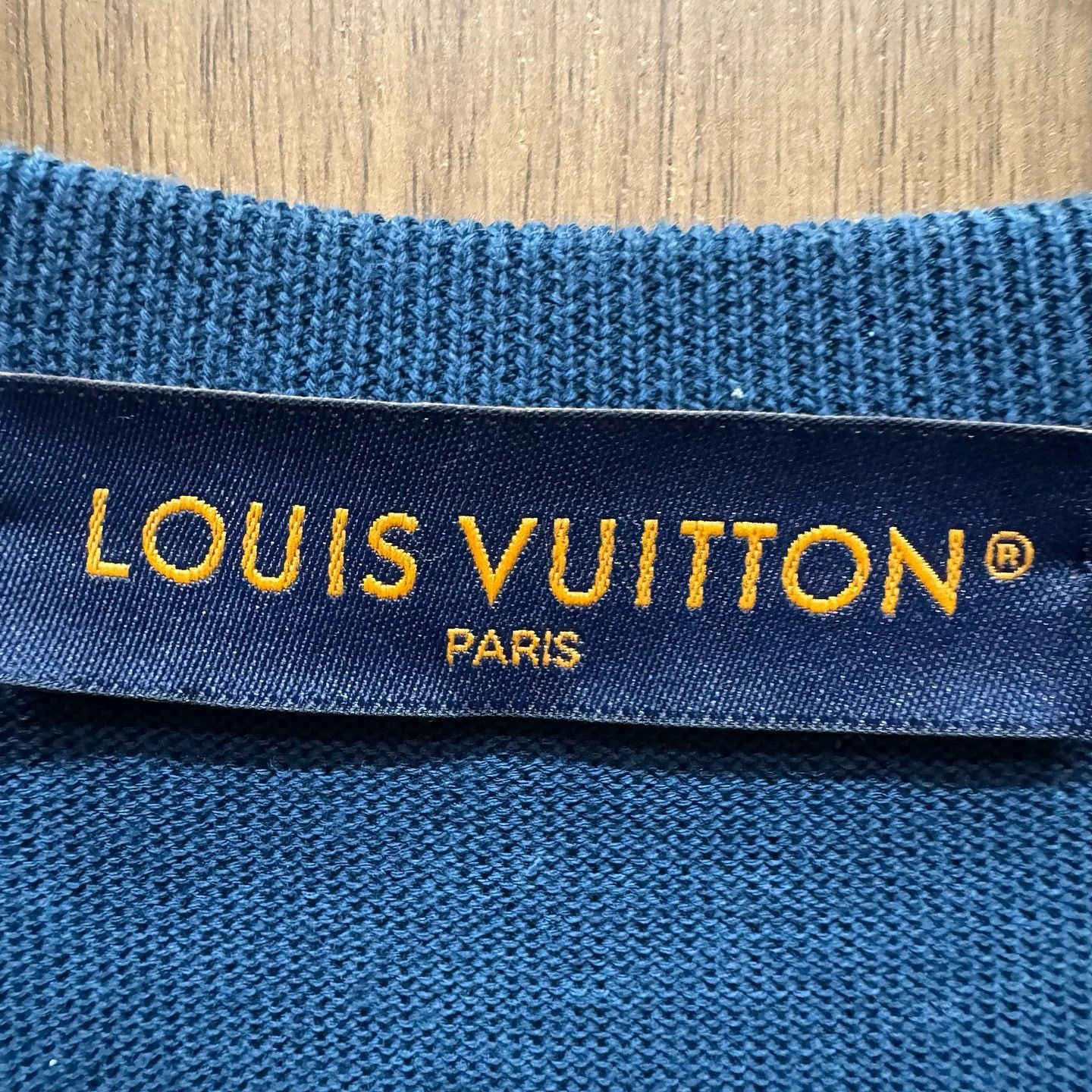 Louis Vuitton Louis Vuitton Logo Knit T-Shirt Size S Size US S / EU 44-46 / 1 - 3 Thumbnail