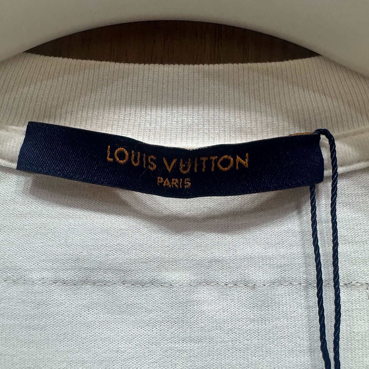 Louis Vuitton Louis Vuitton Graffiti Logo T-Shirt Size S Size US S / EU 44-46 / 1 - 3 Thumbnail