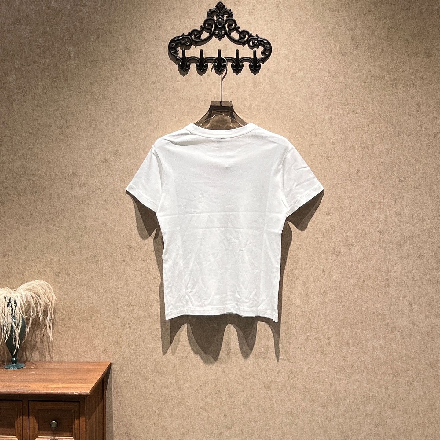 Louis Vuitton Louis Vuitton Monogram Pocket T-Shirt Size M Size US M / EU 48-50 / 2 - 2 Thumbnail