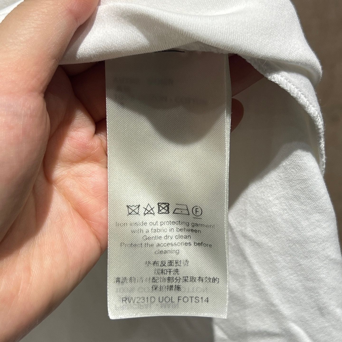Louis Vuitton Louis Vuitton Monogram Pocket T-Shirt Size M Size US M / EU 48-50 / 2 - 4 Thumbnail