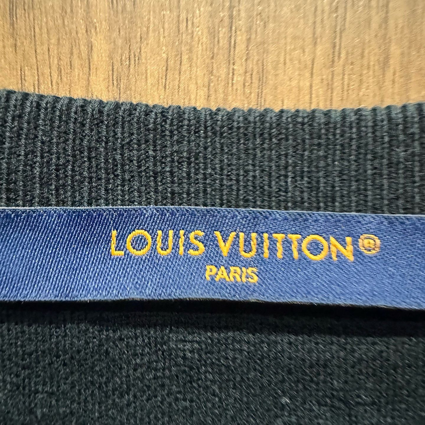 Louis Vuitton Louis Vuitton Monogram Pocket T-Shirt Size XS Size US XS / EU 42 / 0 - 3 Thumbnail
