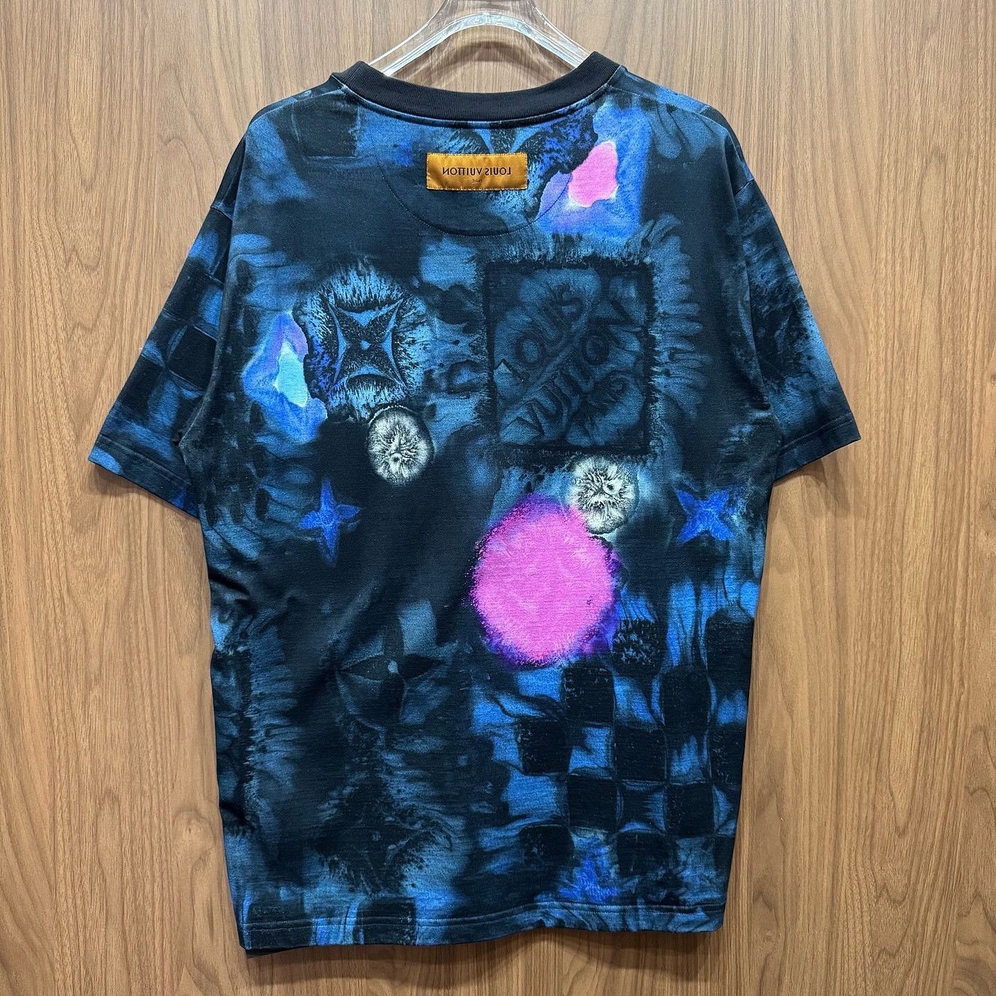 Louis Vuitton Louis Vuitton Digital Print T-Shirt Size XL Size US XL / EU 56 / 4 - 2 Thumbnail