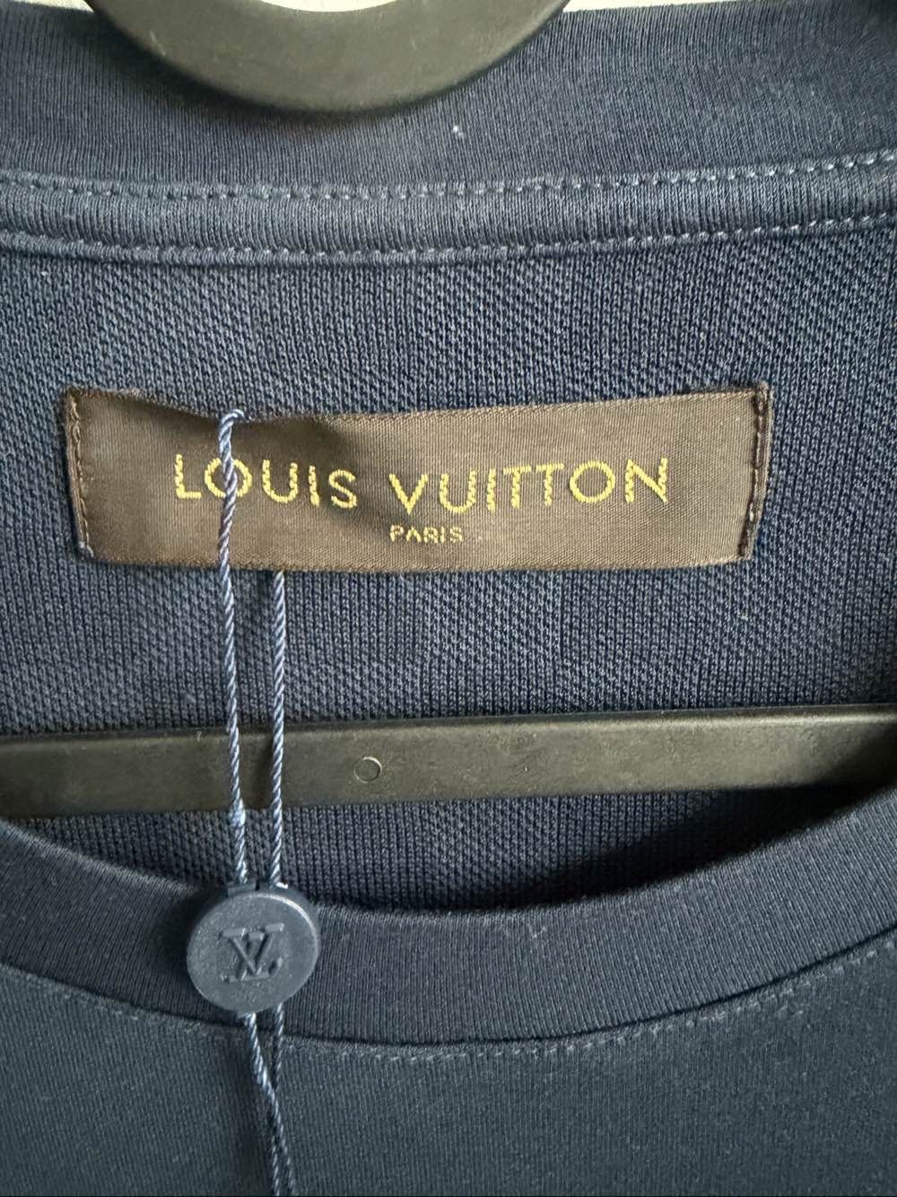 Louis Vuitton Louis Vuitton Logo Pocket T-Shirt Navy M Size US M / EU 48-50 / 2 - 3 Thumbnail