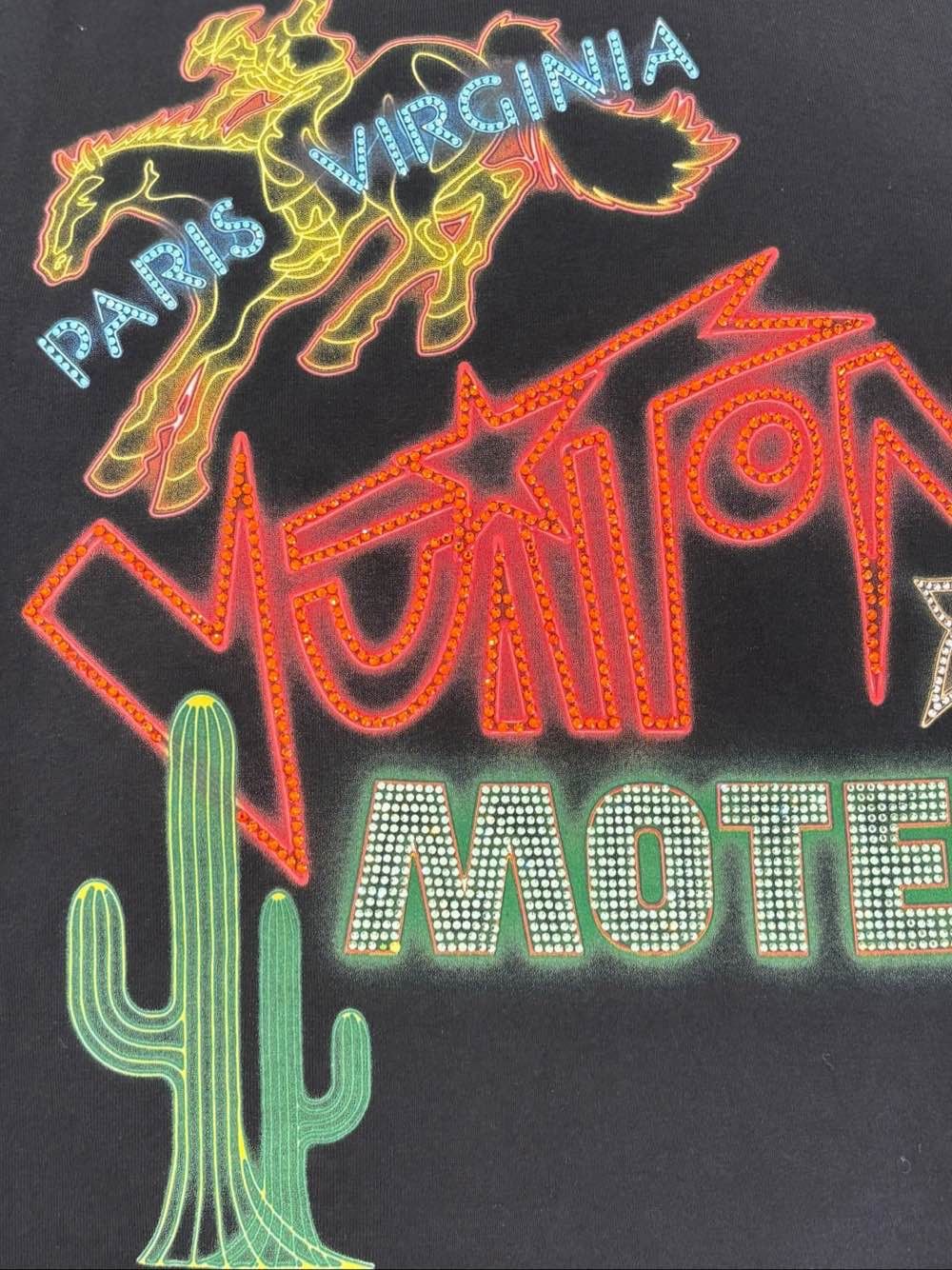 Louis Vuitton Louis Vuitton Motel Graphic T-Shirt Size L Size US L / EU 52-54 / 3 - 5 Thumbnail