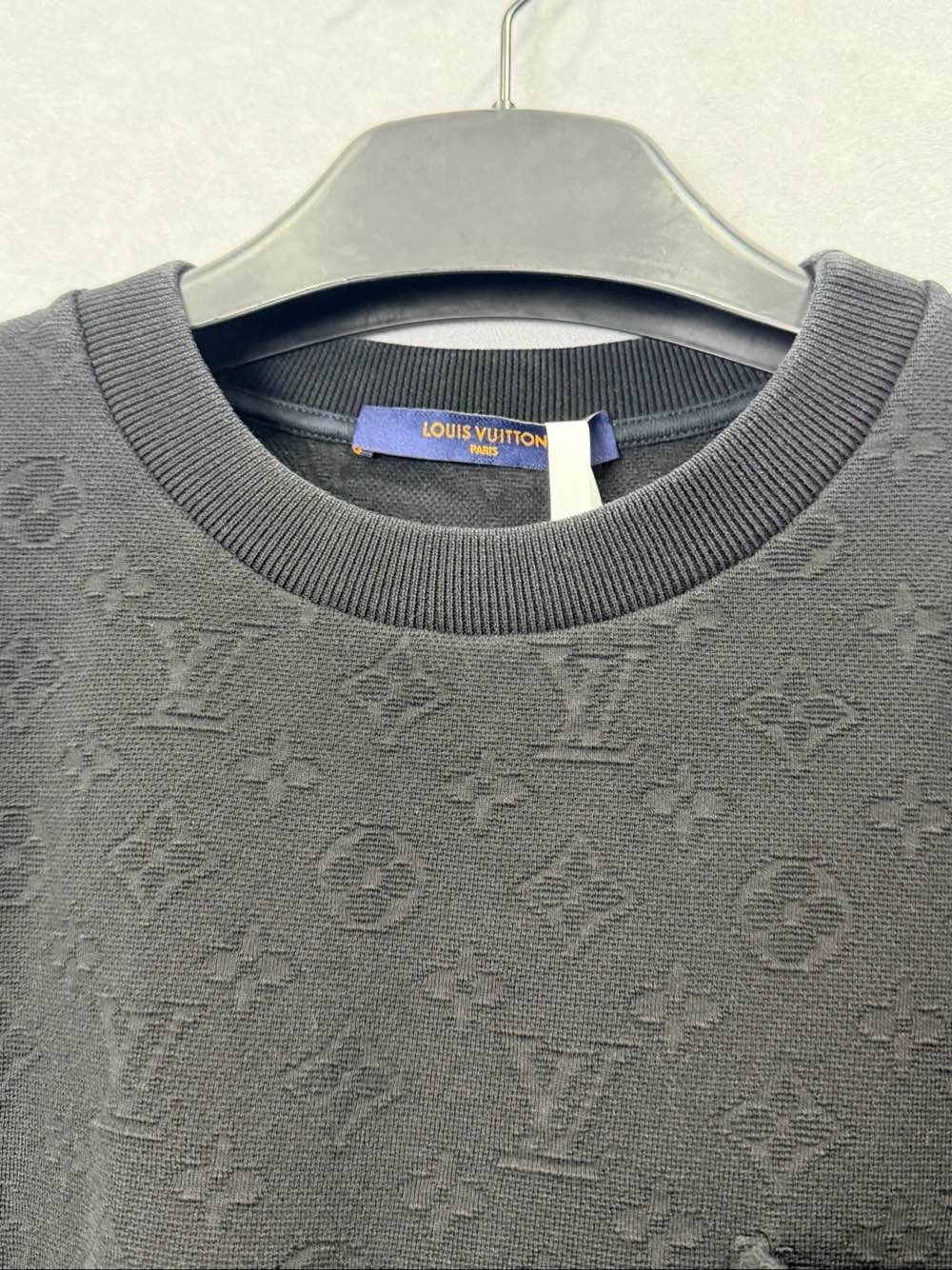 Louis Vuitton Louis Vuitton Monogram Pocket T-Shirt Size M Size US M / EU 48-50 / 2 - 6 Thumbnail