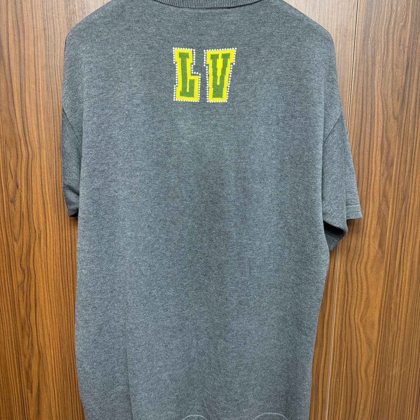 Louis Vuitton Louis Vuitton Paw Print Graphic T-Shirt Size L Size US L / EU 52-54 / 3 - 2 Thumbnail