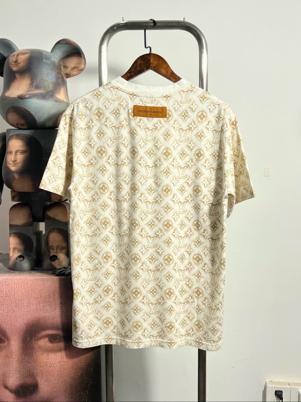 Louis Vuitton Louis Vuitton Monogram T-Shirt Size M Size US M / EU 48-50 / 2 - 2 Thumbnail