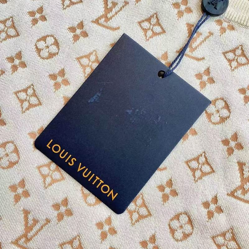 Louis Vuitton Louis Vuitton Monogram Short Sleeve T-Shirt Size S Size S / US 4 / IT 40 - 6 Thumbnail
