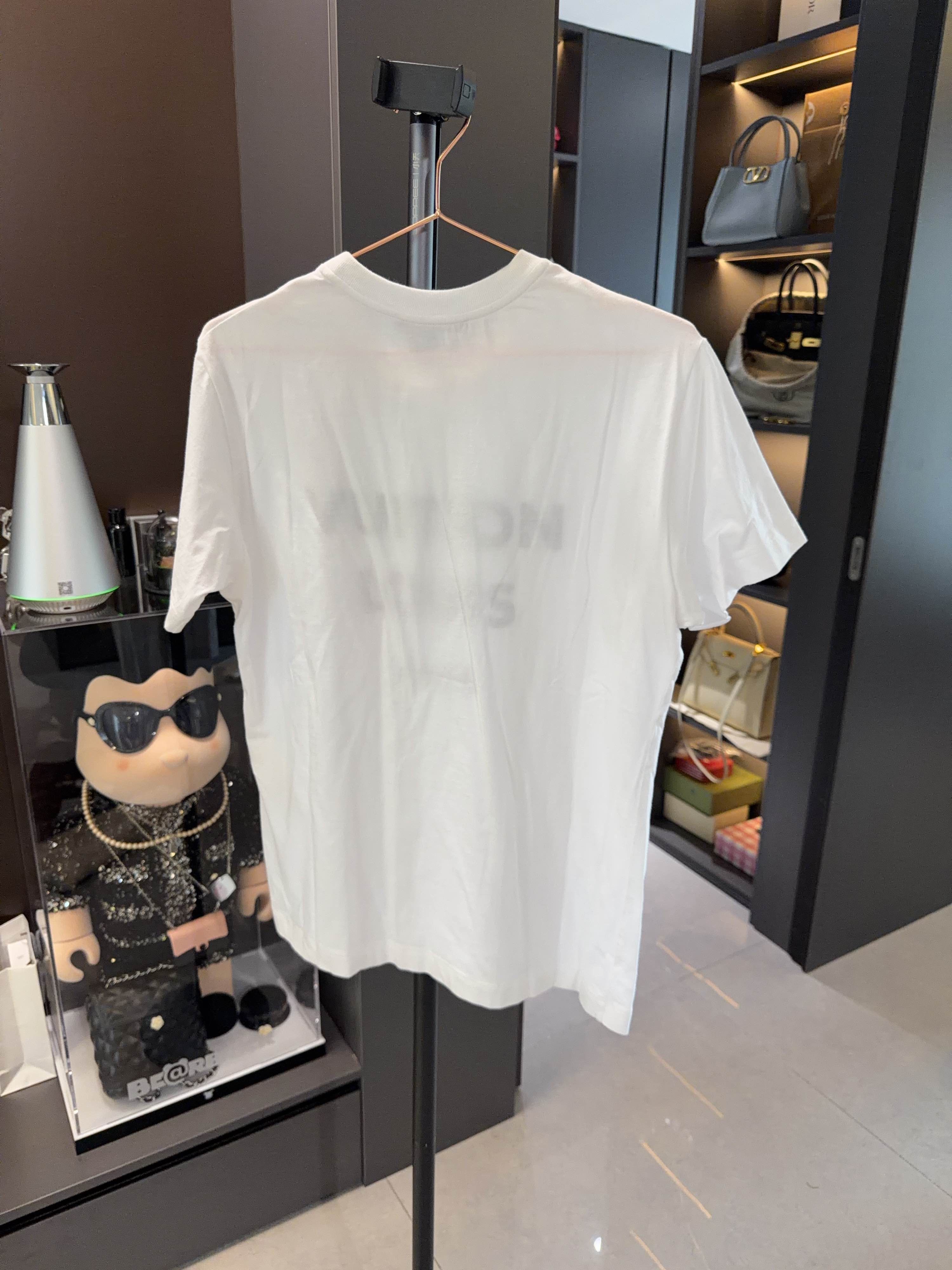 Louis Vuitton Louis Vuitton Chain Detail Logo T-Shirt Size M Size M / US 6-8 / IT 42-44 - 2 Thumbnail
