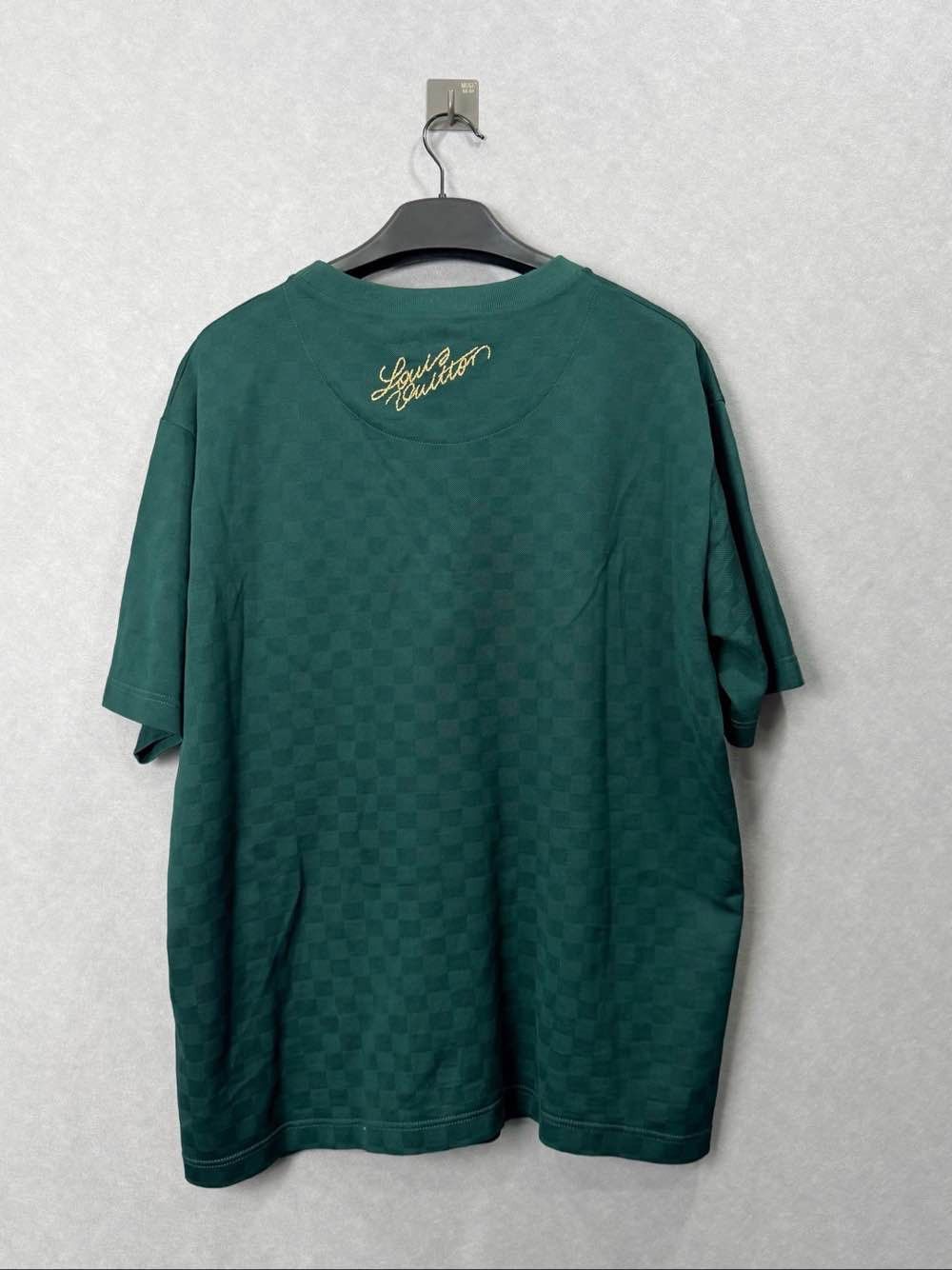 Louis Vuitton Louis Vuitton Patch Logo T-Shirt XXL Size US XXL / EU 58 / 5 - 2 Thumbnail