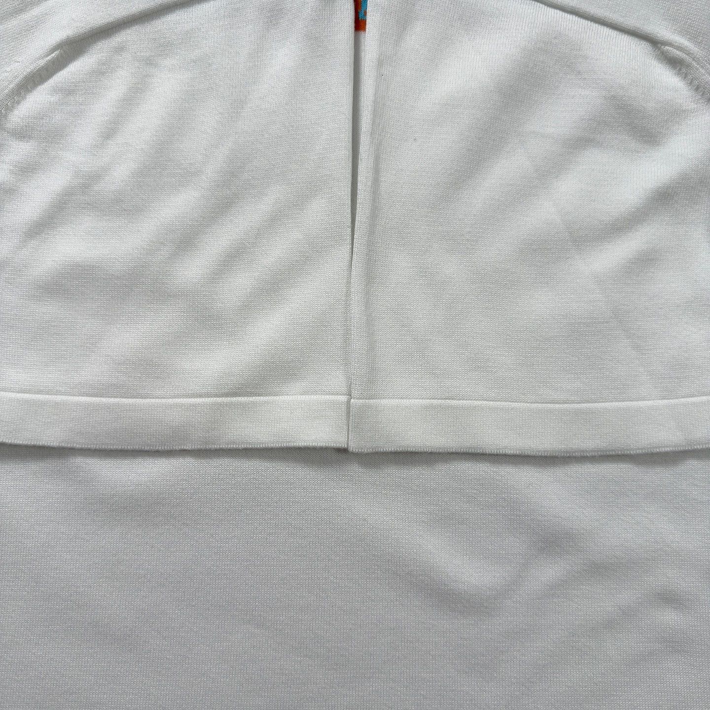 Louis Vuitton Louis Vuitton Logo T-Shirt Size L Size US L / EU 52-54 / 3 - 7 Thumbnail
