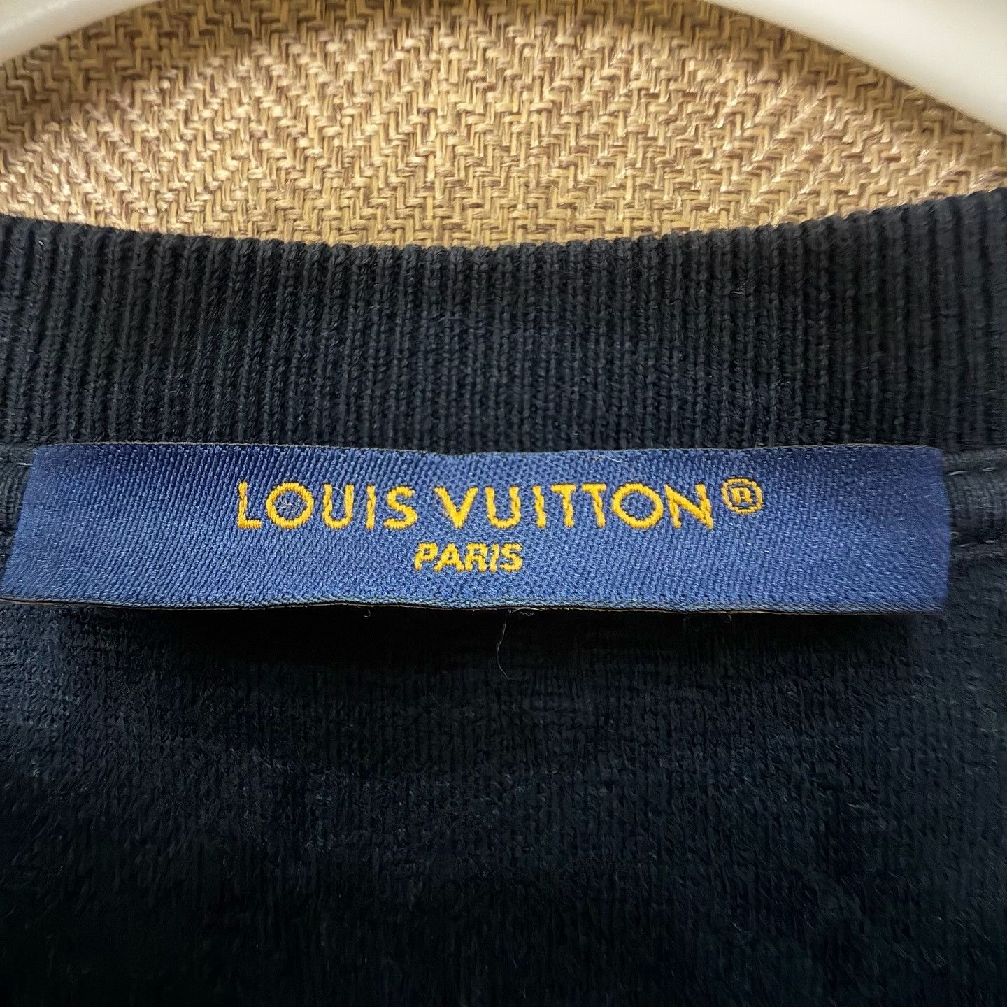 Louis Vuitton Louis Vuitton Pocket T-Shirt Navy Blue Size L Size US L / EU 52-54 / 3 - 3 Thumbnail