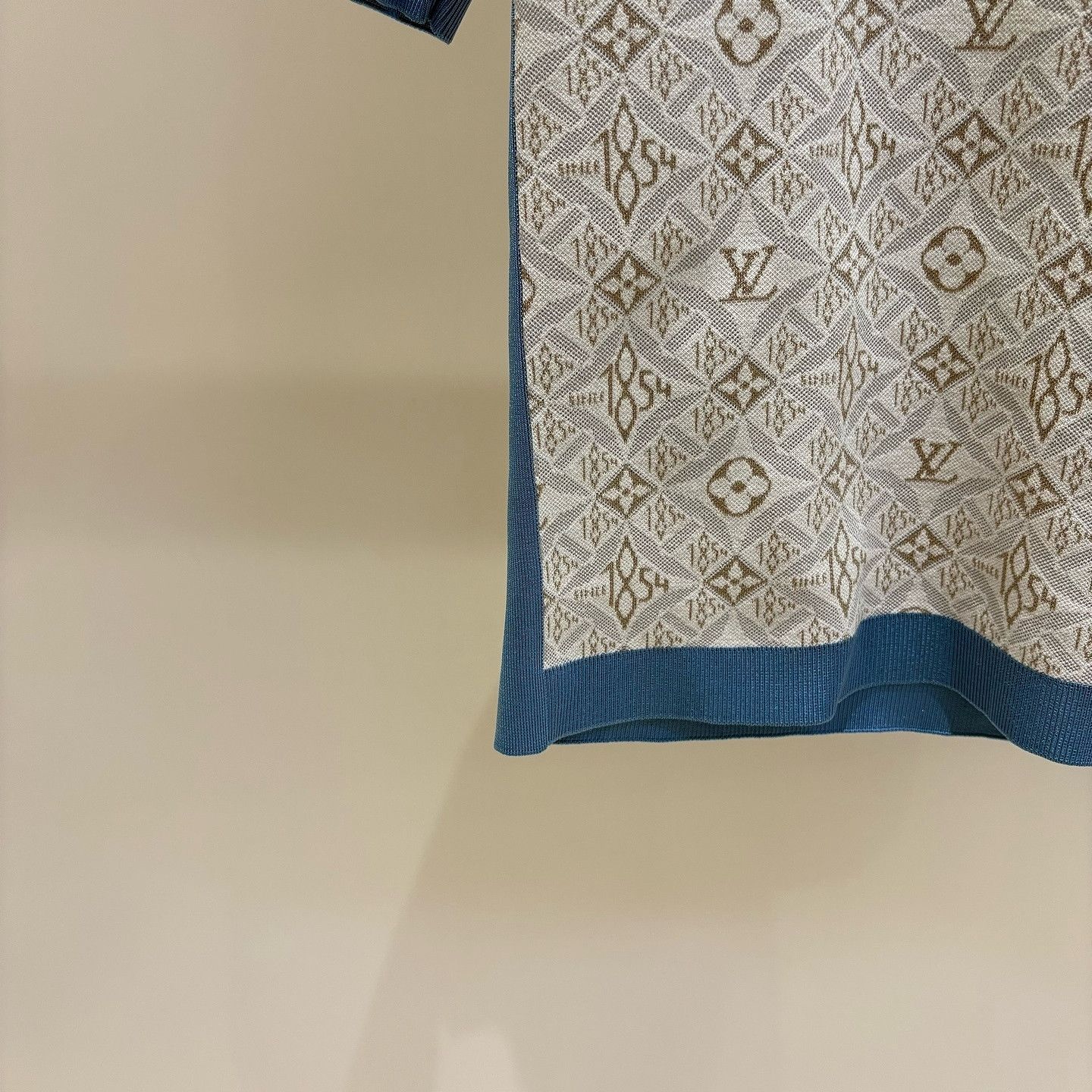 Louis Vuitton Louis Vuitton Monogram Knit T-Shirt Size S Size S / US 4 / IT 40 - 8 Thumbnail
