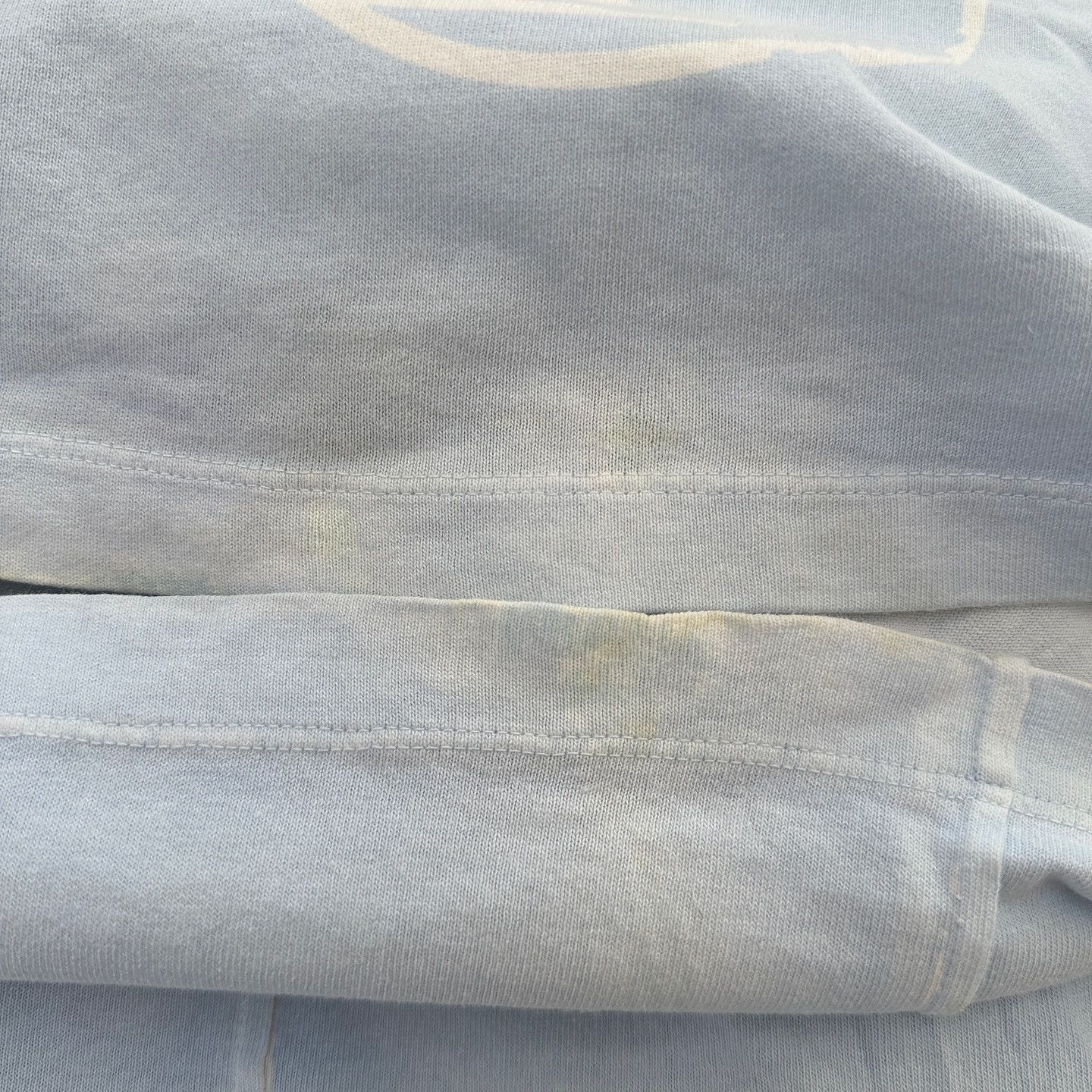 Louis Vuitton Louis Vuitton Chain Detail Logo T-Shirt Size XS Size XS / US 0-2 / IT 36-38 - 8 Thumbnail
