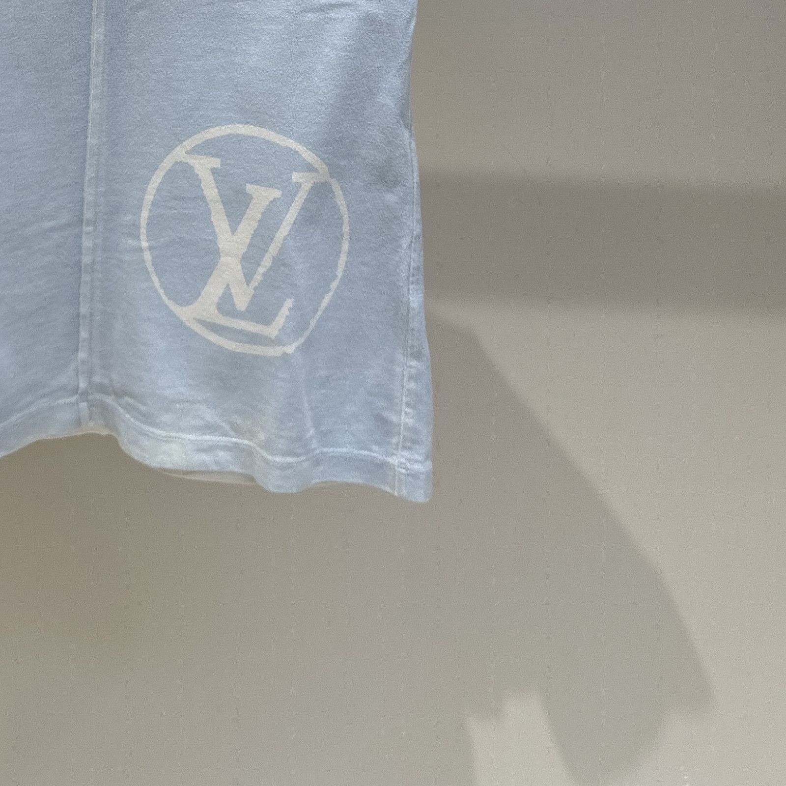 Louis Vuitton Louis Vuitton Chain Detail Logo T-Shirt Size XS Size XS / US 0-2 / IT 36-38 - 6 Thumbnail