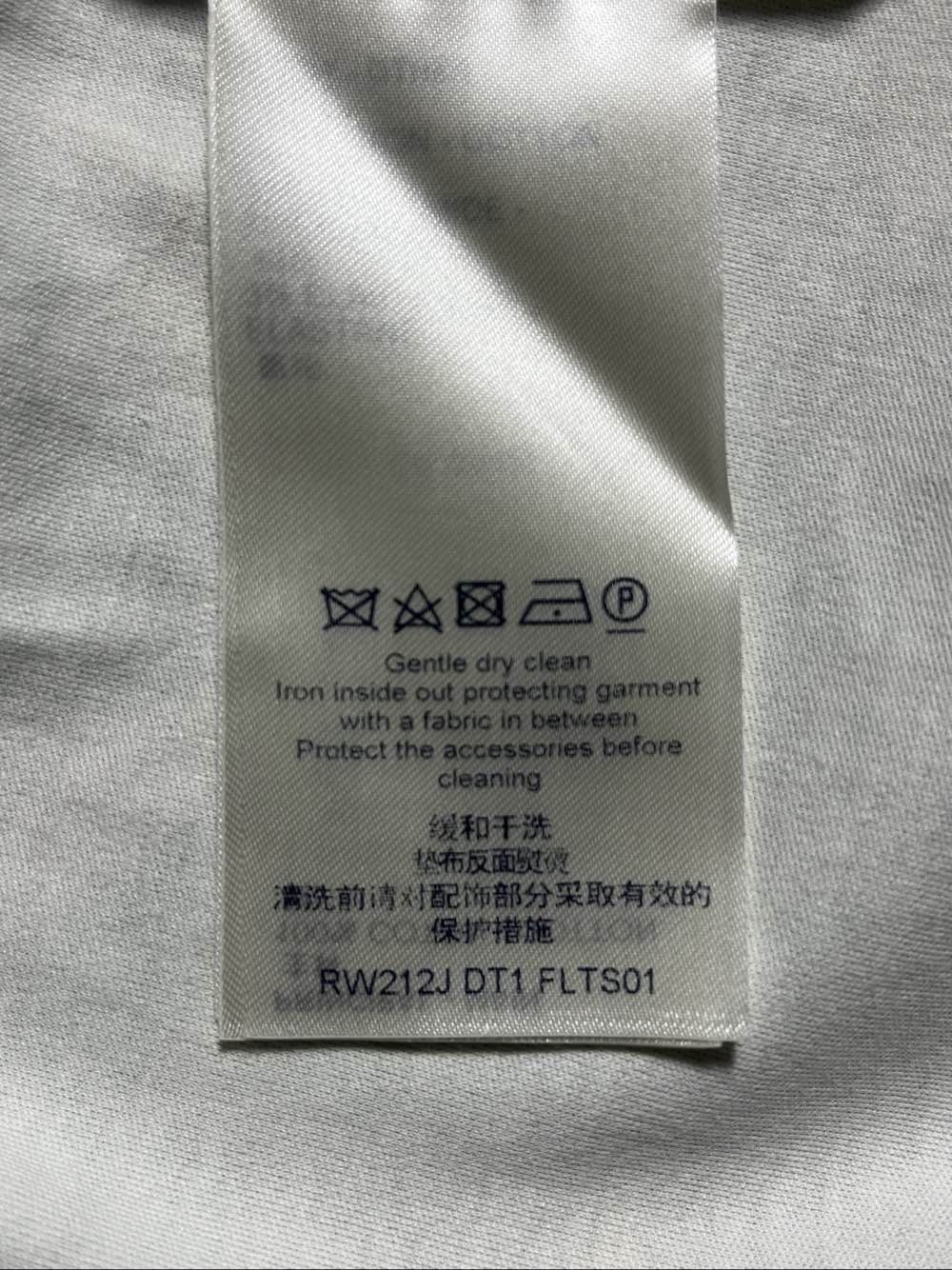 Louis Vuitton Louis Vuitton Gradient Monogram T-Shirt Size L Size L / US 10 / IT 46 - 4 Thumbnail