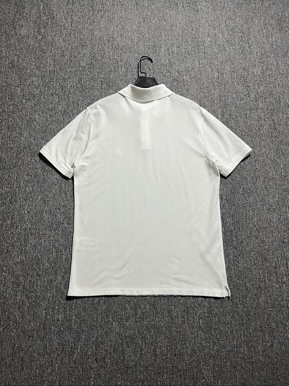 Louis Vuitton Louis Vuitton Logo Embroidered Polo Size M Size US M / EU 48-50 / 2 - 2 Thumbnail