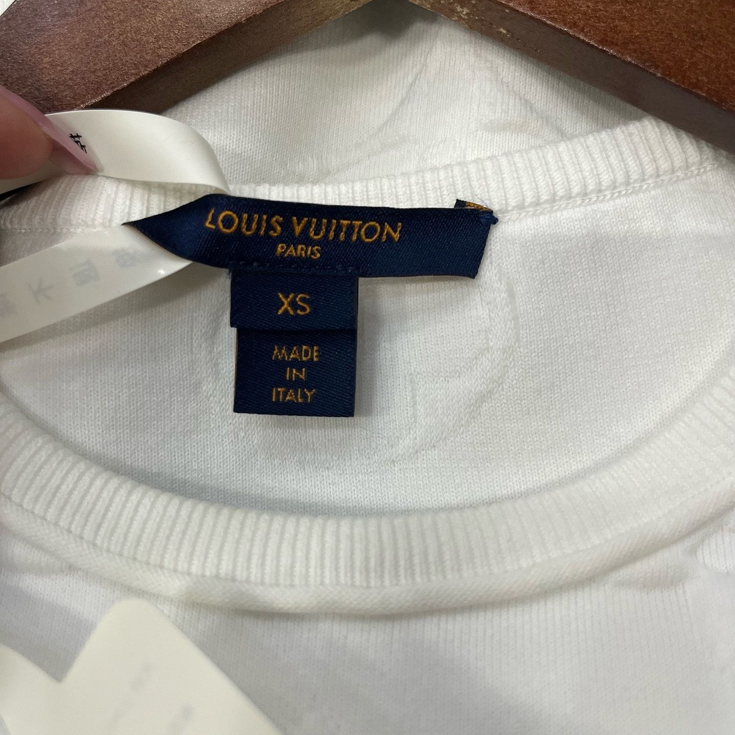 Louis Vuitton Louis Vuitton 3D Monogram T-Shirt Size XS Size XS / US 0-2 / IT 36-38 - 3 Thumbnail