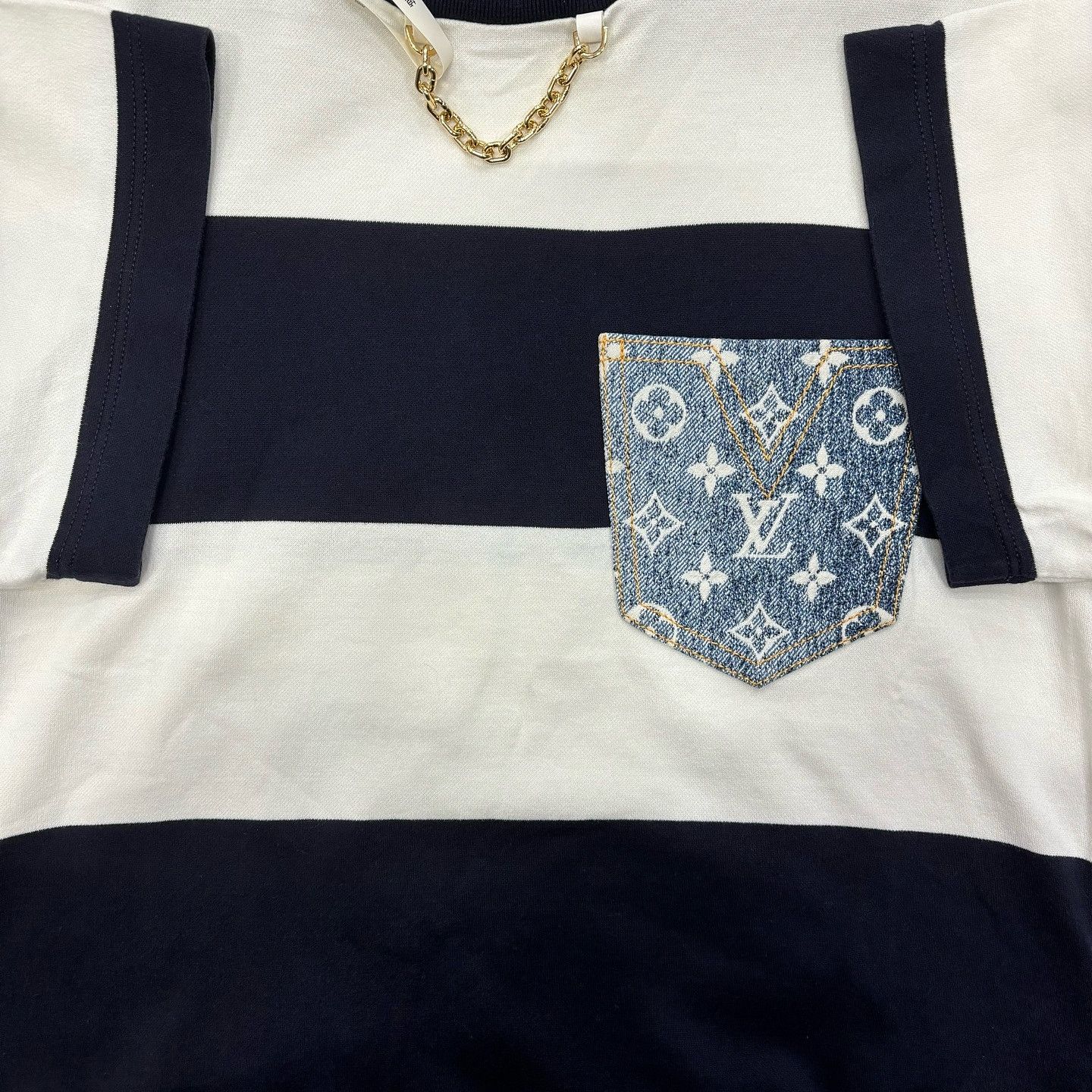 Louis Vuitton Louis Vuitton Monogram Pocket T-Shirt Size M Size M / US 6-8 / IT 42-44 - 6 Thumbnail