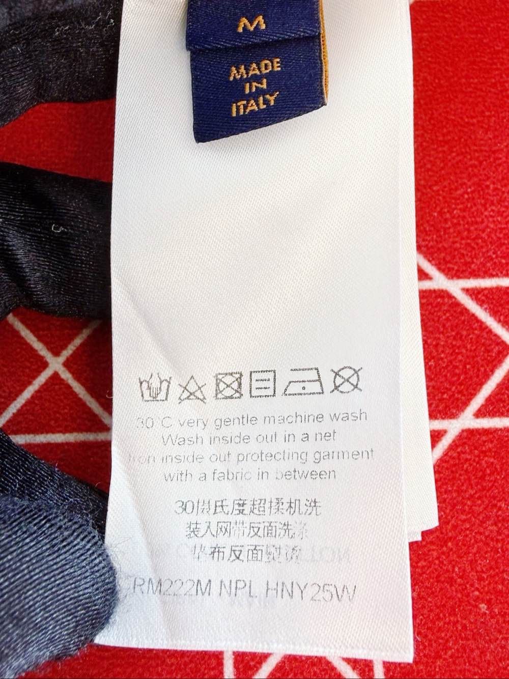 Louis Vuitton Louis Vuitton Graffiti Logo T-Shirt Size M Size US M / EU 48-50 / 2 - 4 Thumbnail
