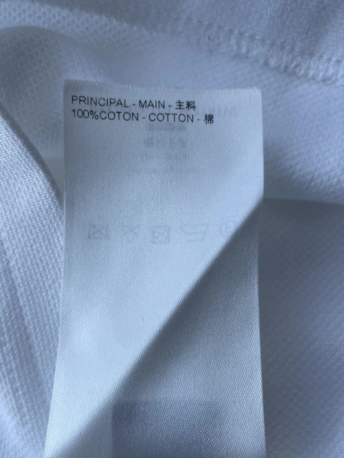 Louis Vuitton Louis Vuitton Embossed Monogram Pocket T-Shirt Size XS Size US XS / EU 42 / 0 - 8 Thumbnail