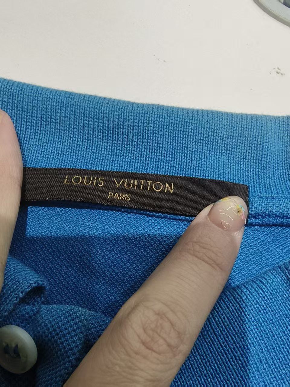 Louis Vuitton Louis Vuitton Embroidered LV Logo Polo Shirt XS Size US XS / EU 42 / 0 - 3 Thumbnail
