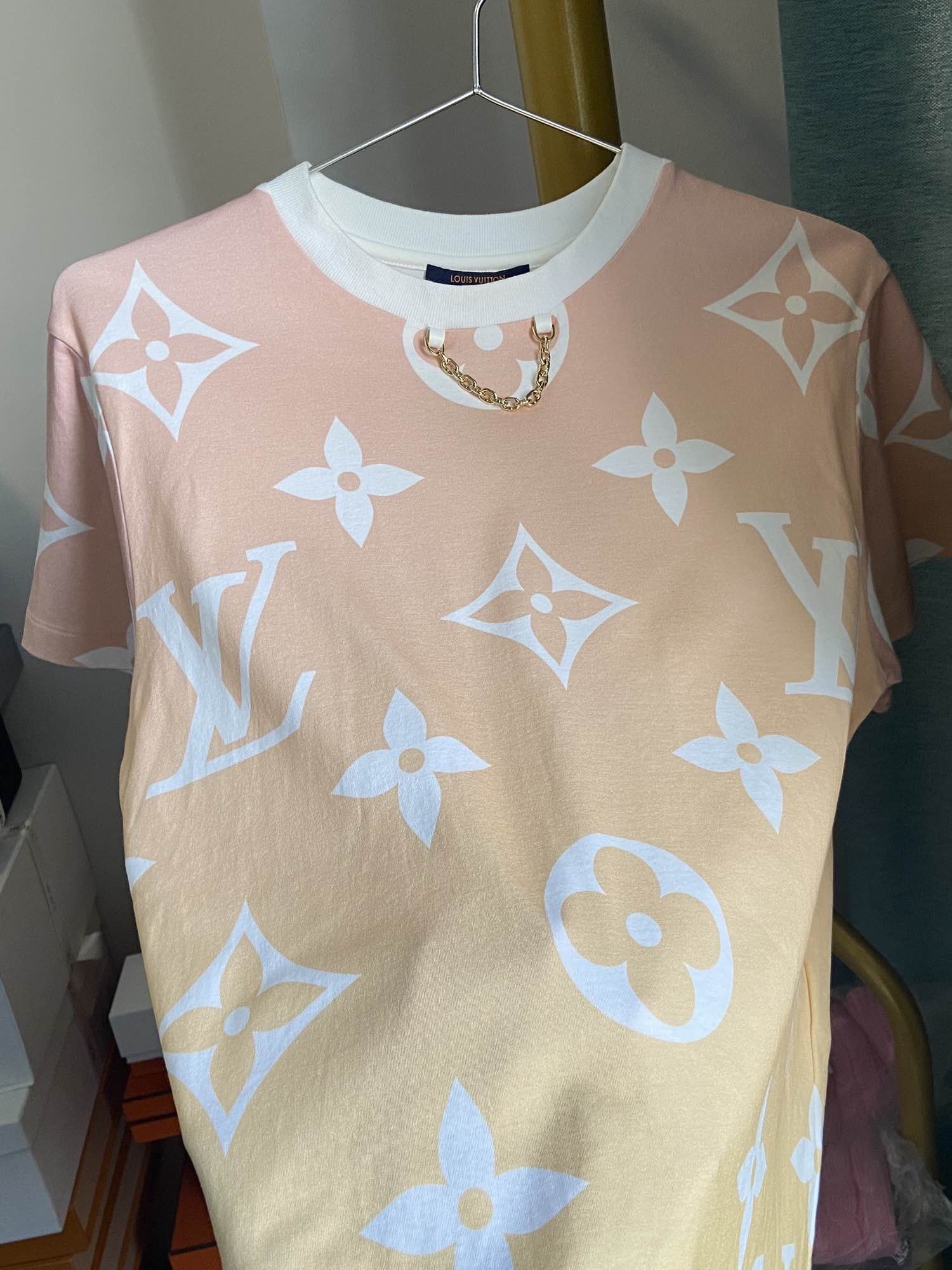 Louis Vuitton Louis Vuitton Sunset Chain T-Shirt Size S Size S / US 4 / IT 40 - 5 Thumbnail