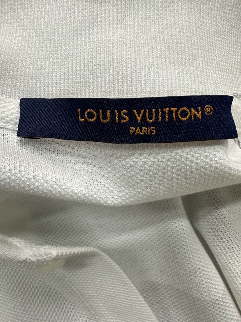 Louis Vuitton Louis Vuitton Logo Polo Shirt White Size S Size US S / EU 44-46 / 1 - 3 Thumbnail