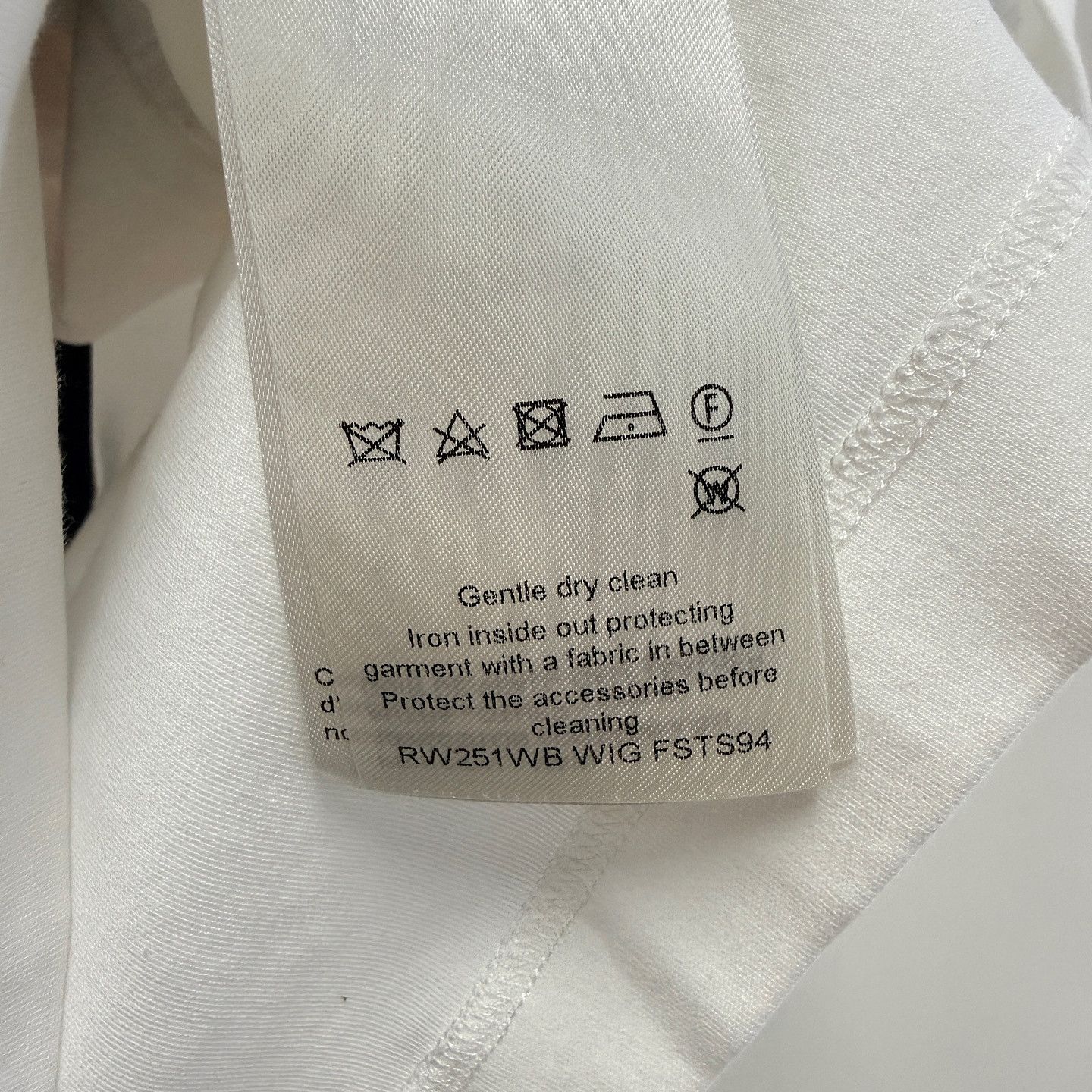 Louis Vuitton Louis Vuitton Landscape Print T-Shirt Size L Size L / US 10 / IT 46 - 4 Thumbnail