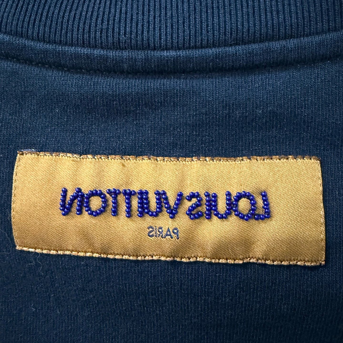 Louis Vuitton Louis Vuitton Beaded Logo T-Shirt Size M Size US M / EU 48-50 / 2 - 5 Thumbnail