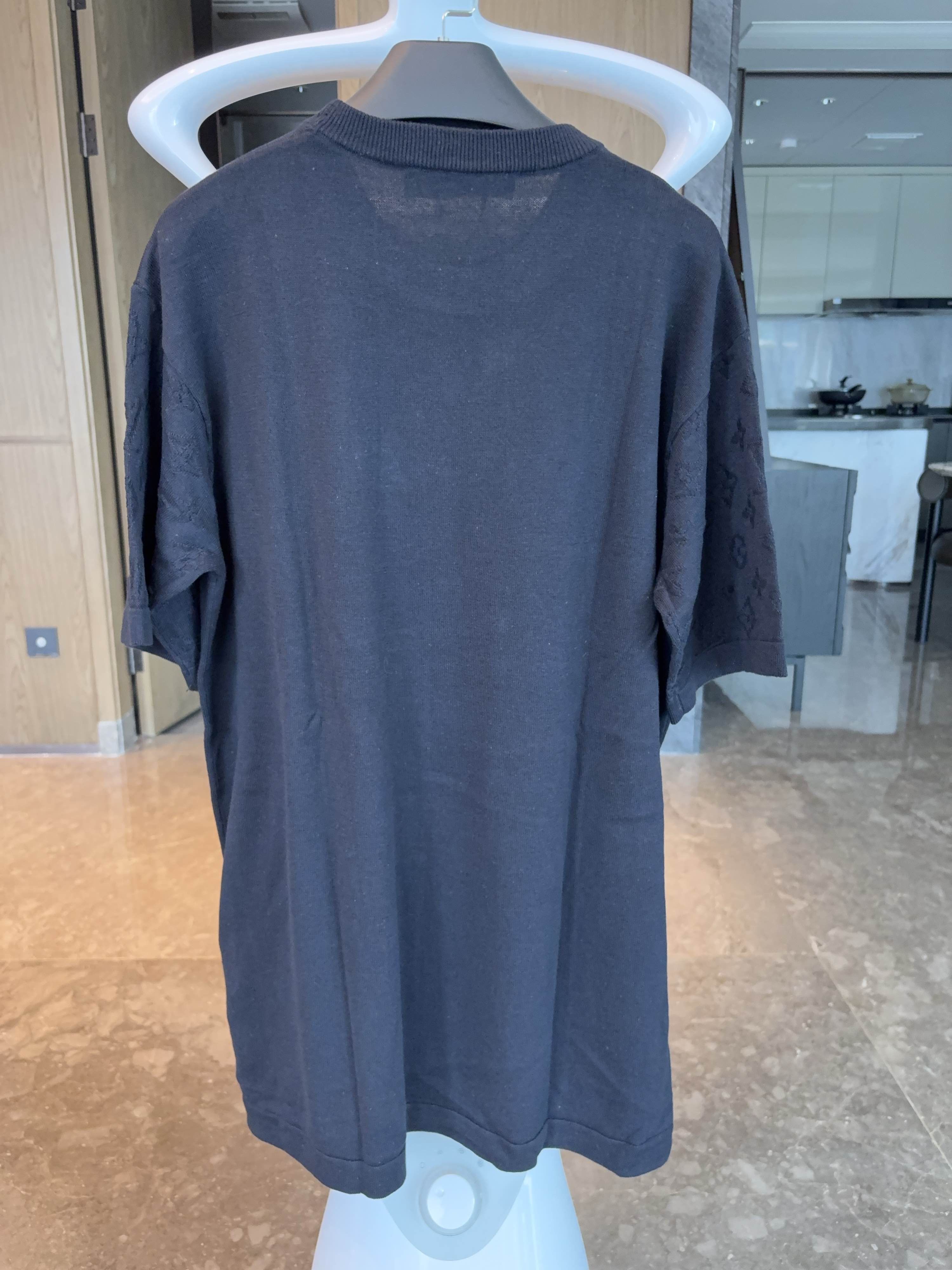 Louis Vuitton Louis Vuitton Monogram Knit T-Shirt Size L Size US L / EU 52-54 / 3 - 2 Thumbnail