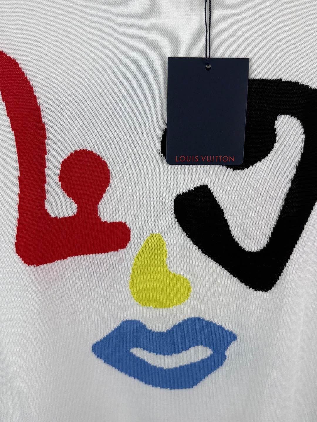 Louis Vuitton Louis Vuitton Geometric Graphic Knit T-Shirt Size S Size US S / EU 44-46 / 1 - 5 Thumbnail