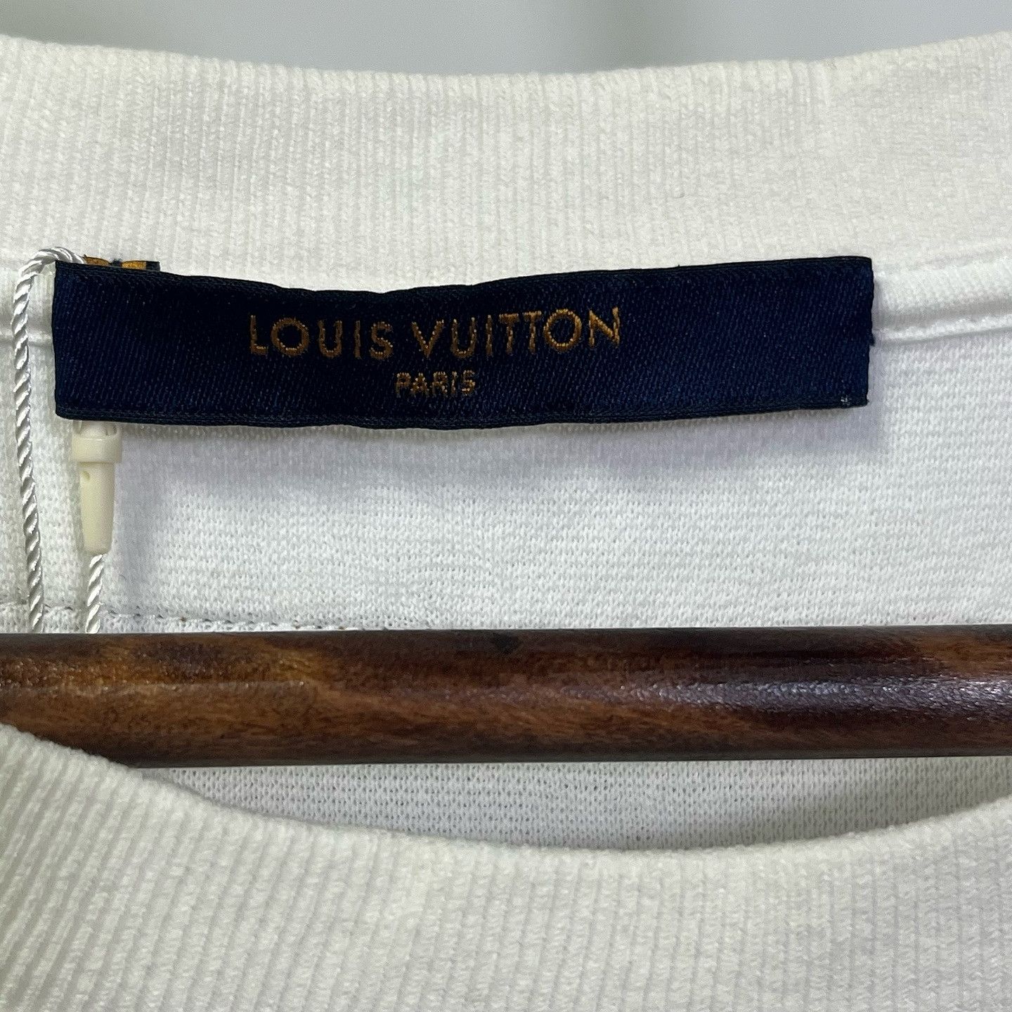Louis Vuitton Louis Vuitton Animal Patch T-Shirt Size L Size US L / EU 52-54 / 3 - 3 Thumbnail