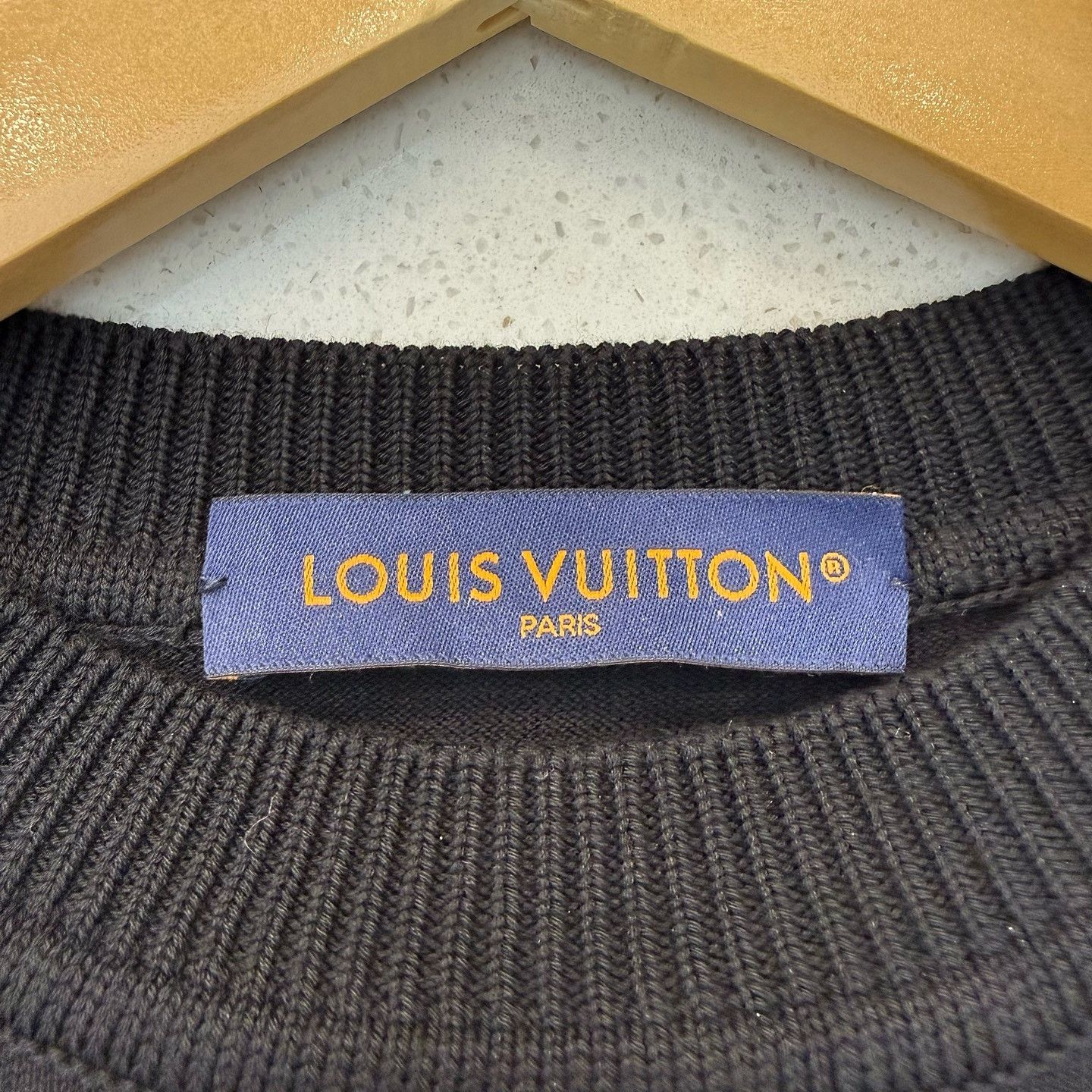 Louis Vuitton Louis Vuitton Embroidered Logo T-Shirt Size M Size US M / EU 48-50 / 2 - 3 Thumbnail