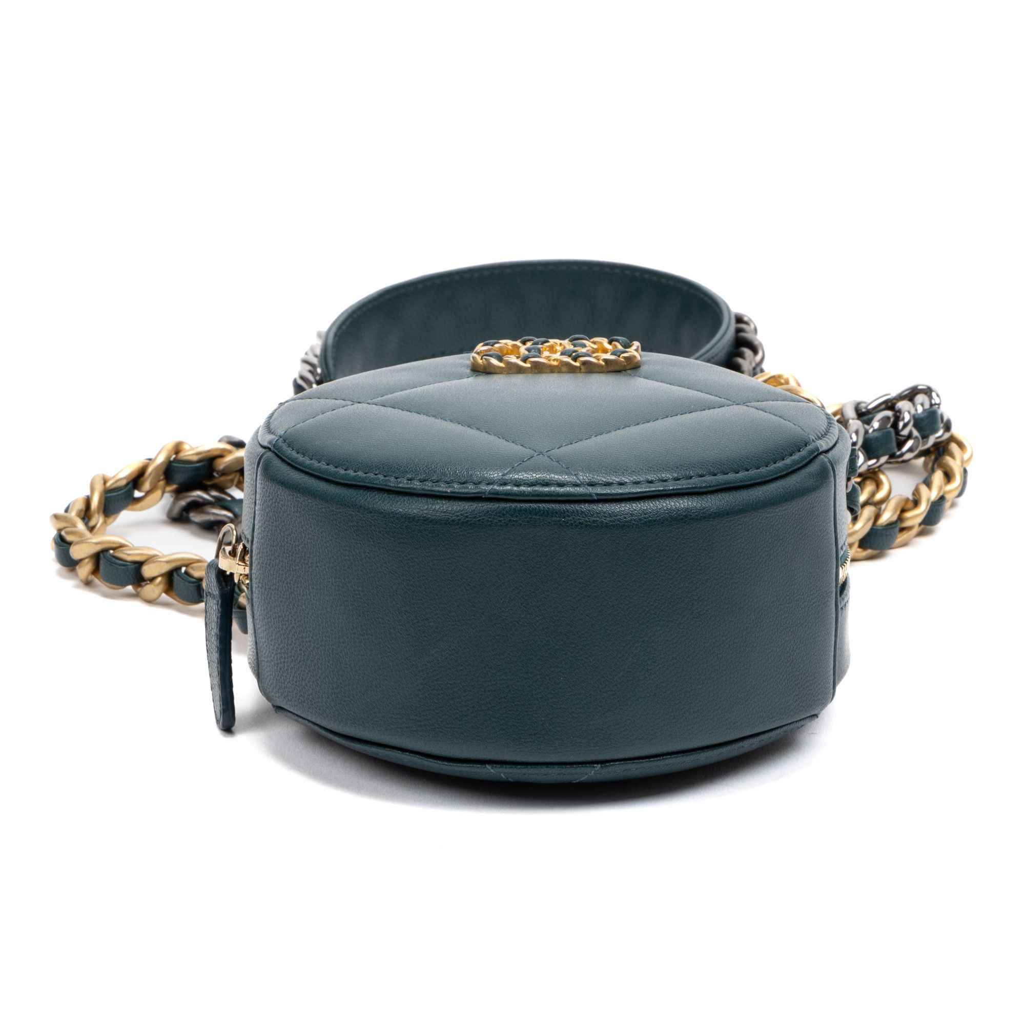 Chanel 19 Round Chain Clutch Crossbody Mini Size ONE SIZE - 6 Thumbnail