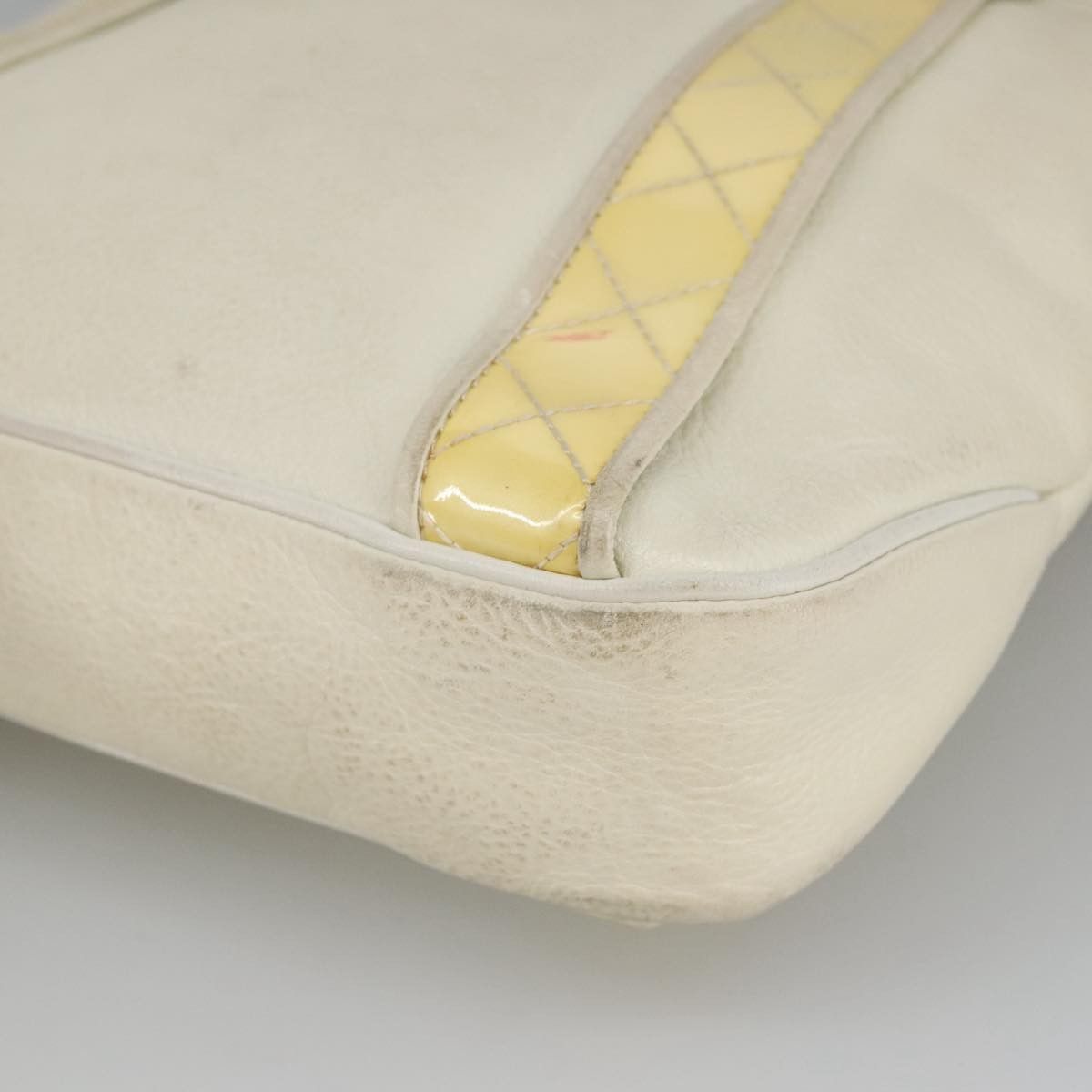 Burberry Burberry Vintage Leather Size ONE SIZE - 11 Thumbnail