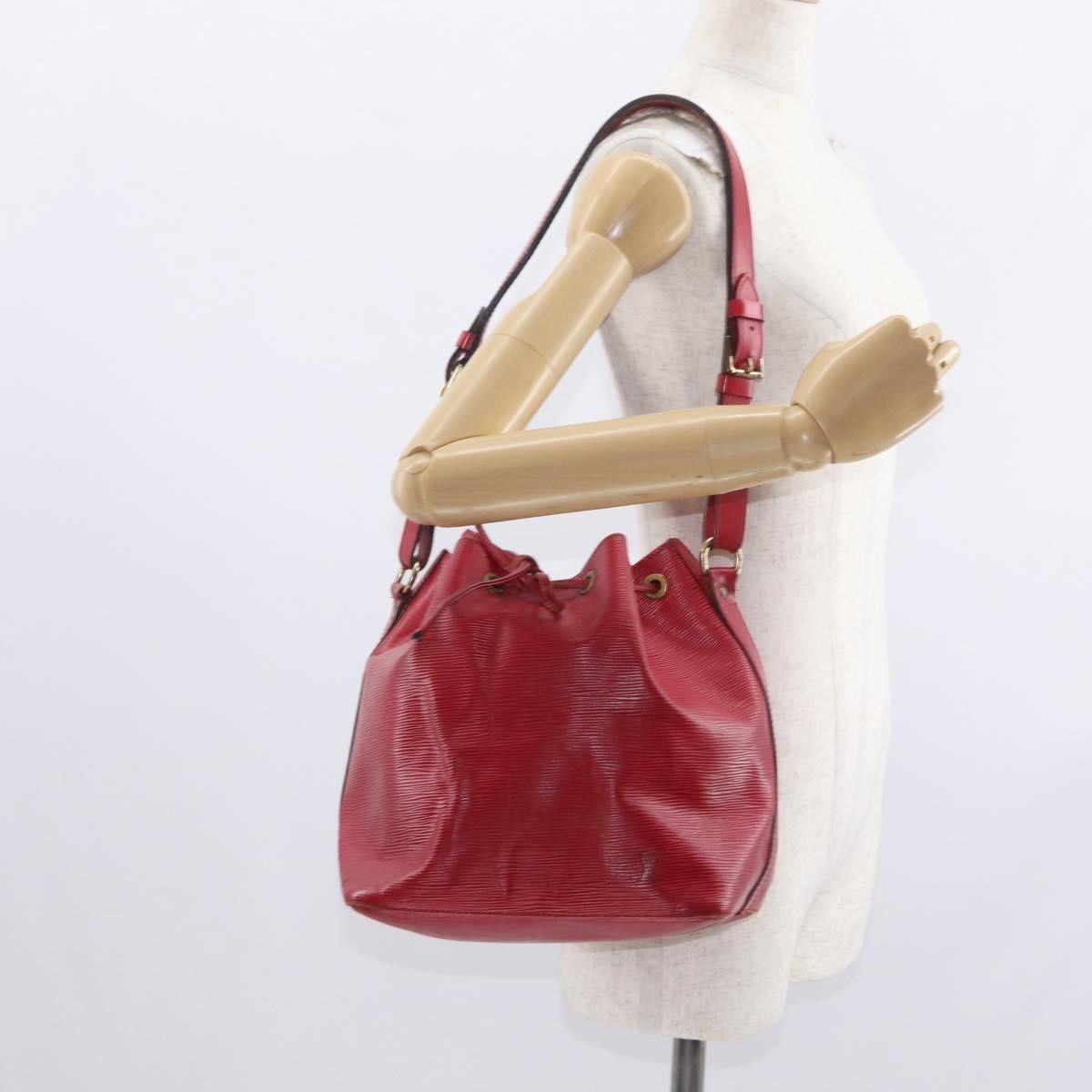 Louis Vuitton Louis Vuitton Petit Noe Epi Leather Size ONE SIZE - 13 Thumbnail