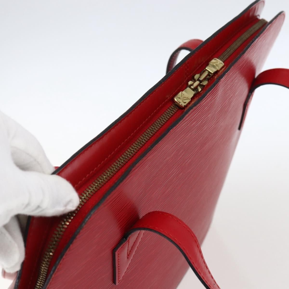 Louis Vuitton Louis Vuitton Lussac Epi Leather Size ONE SIZE - 16 Thumbnail