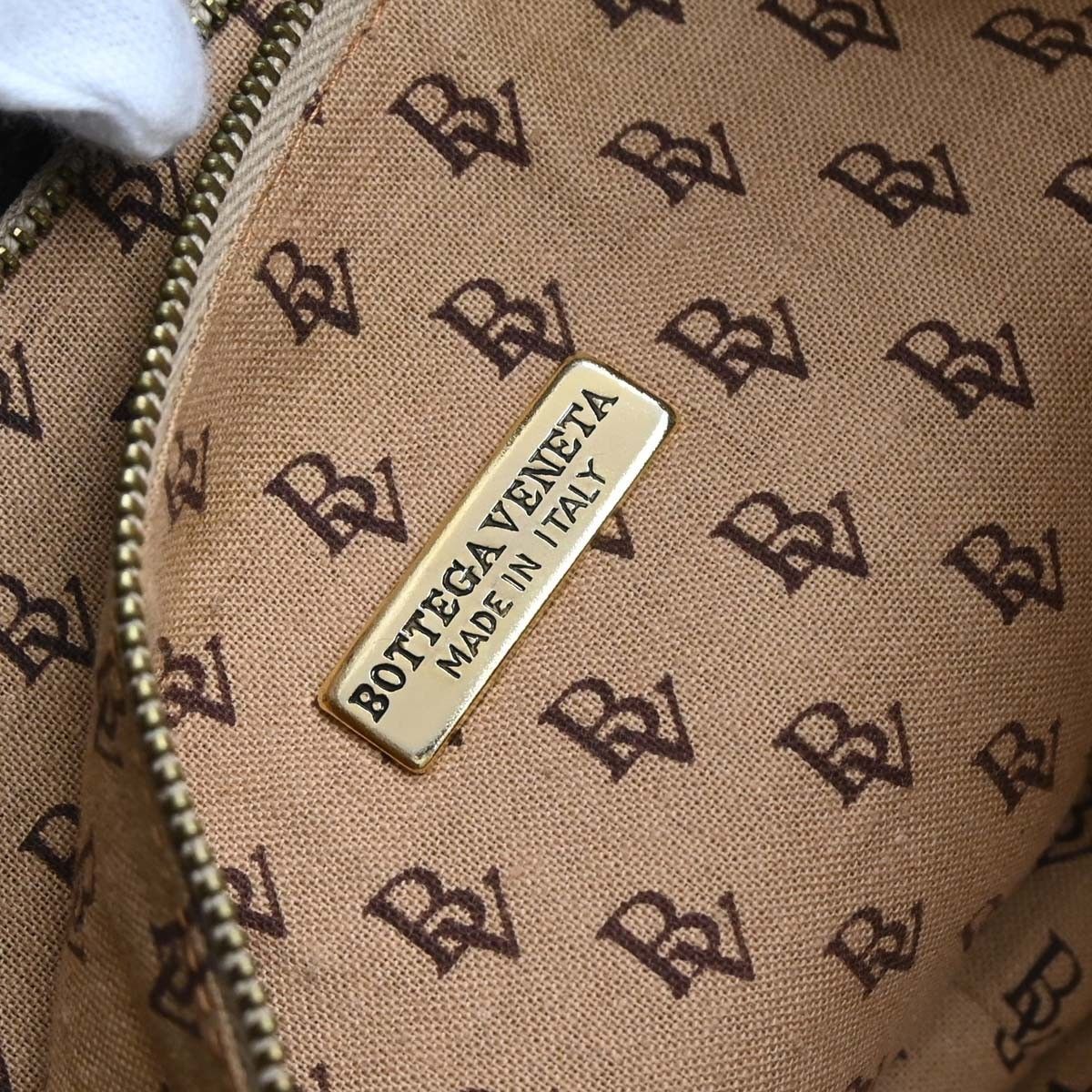 Bottega Veneta Bottega Veneta Butterfly Handle Tote Suede Size ONE SIZE - 4 Thumbnail