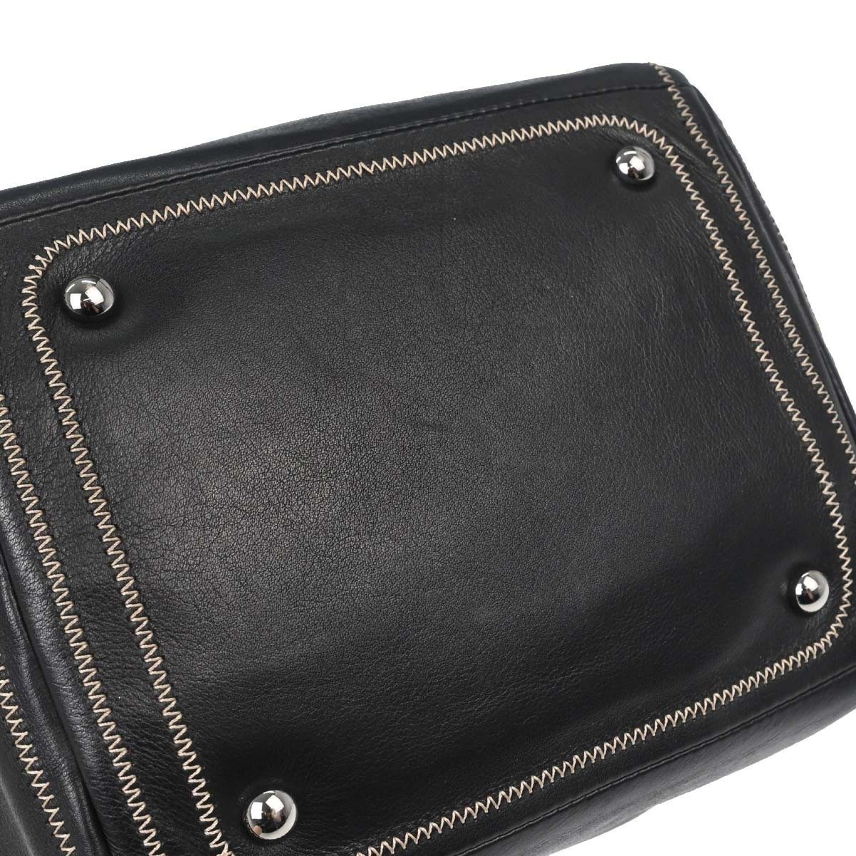 Chanel Chanel CC Bowler Leather Size ONE SIZE - 12 Thumbnail